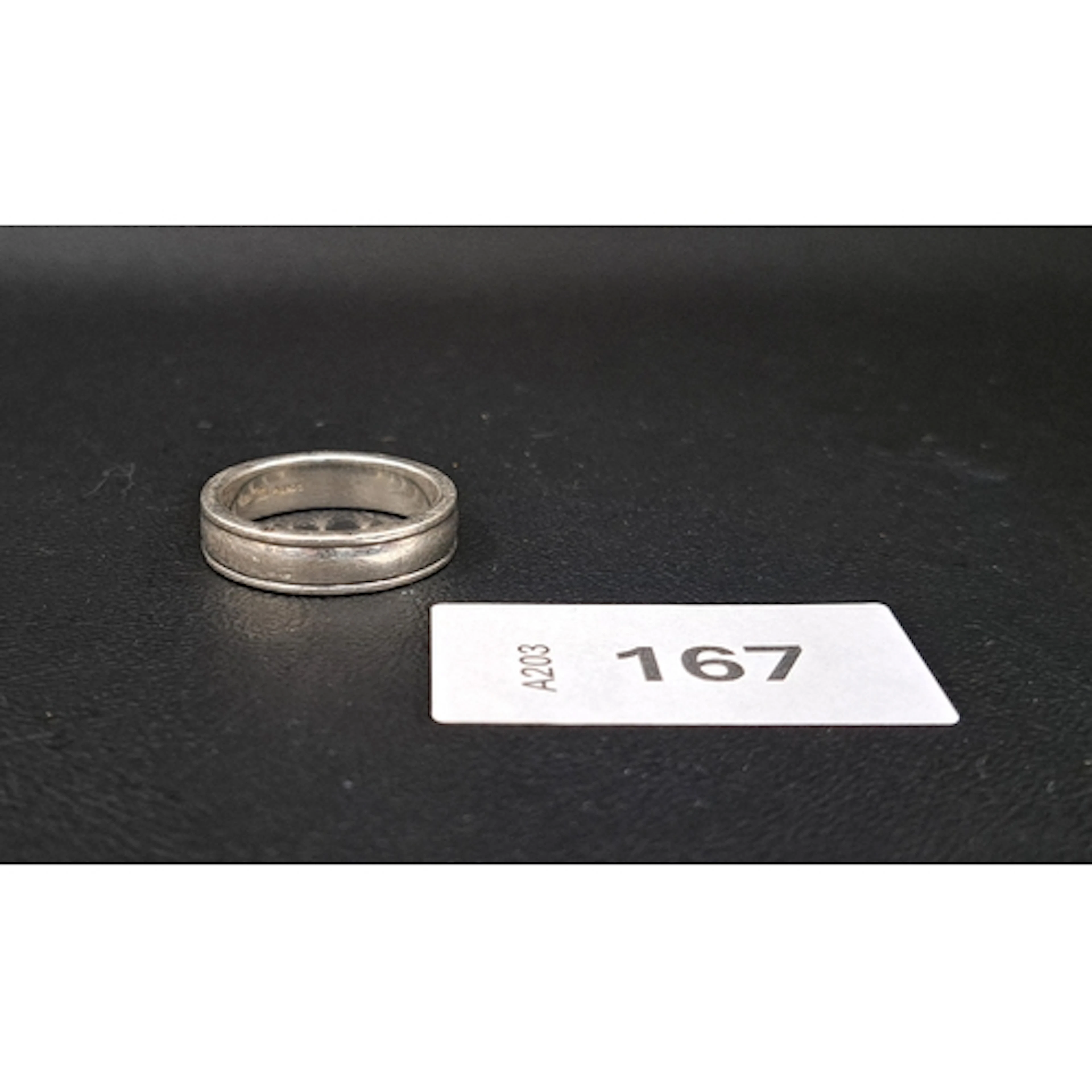 THOMAS SABO SILVER RING size T and approximately 7.2 grams