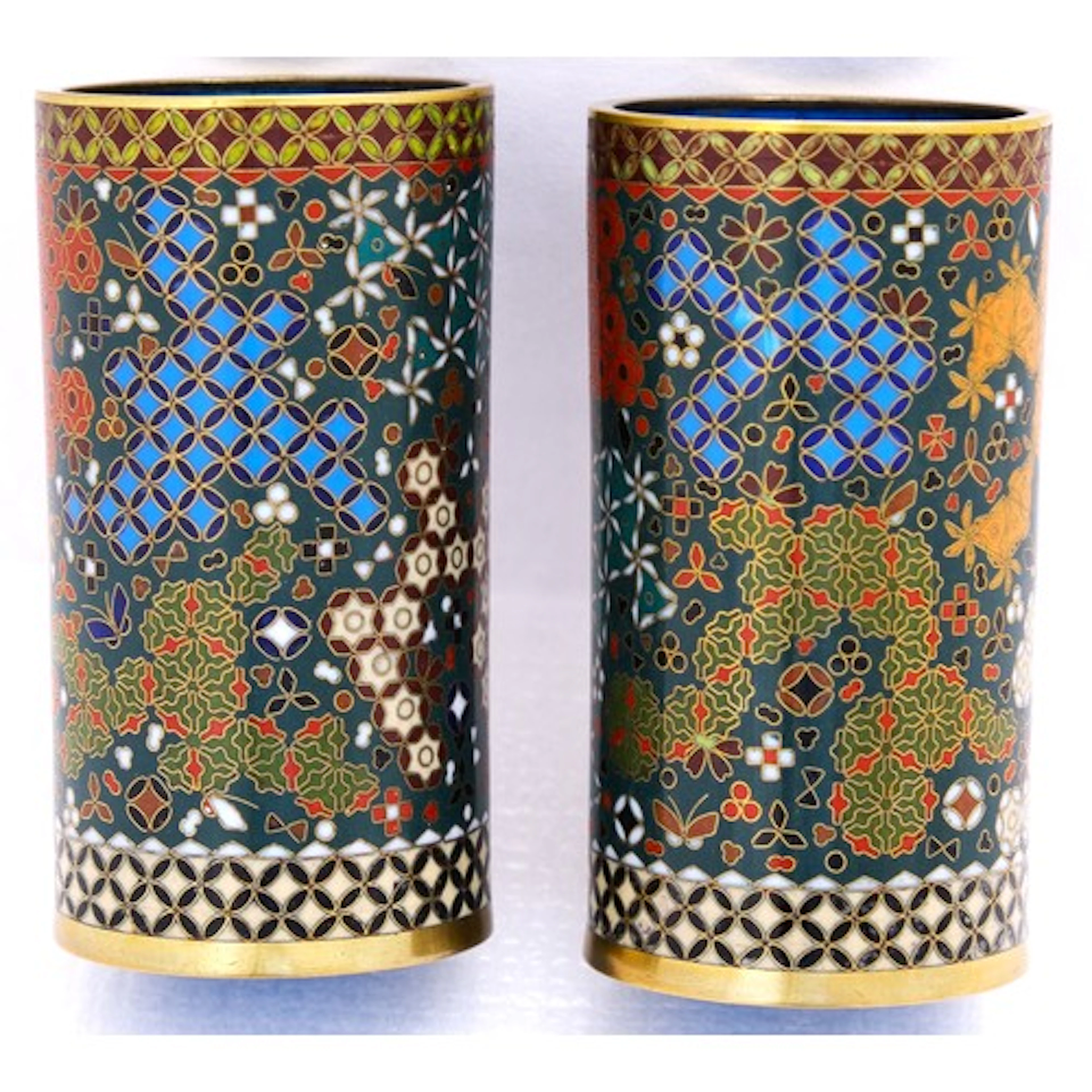 A PAIR OF JAPANESE CLOISONNÉ SPILL VASES BY KAJI TSUNEKICHI,...