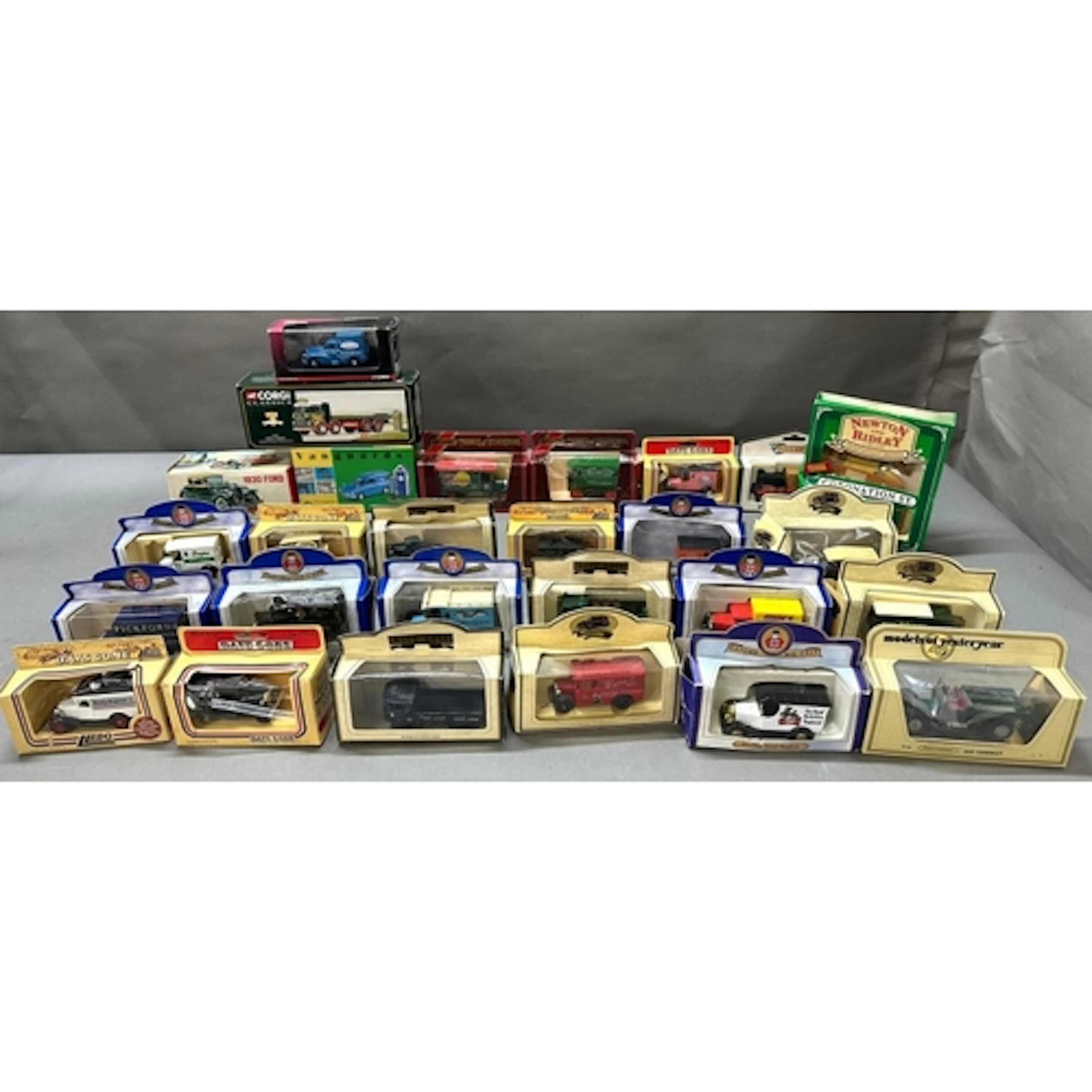 A selection of diecast model cars, brands to include Matchbo...
