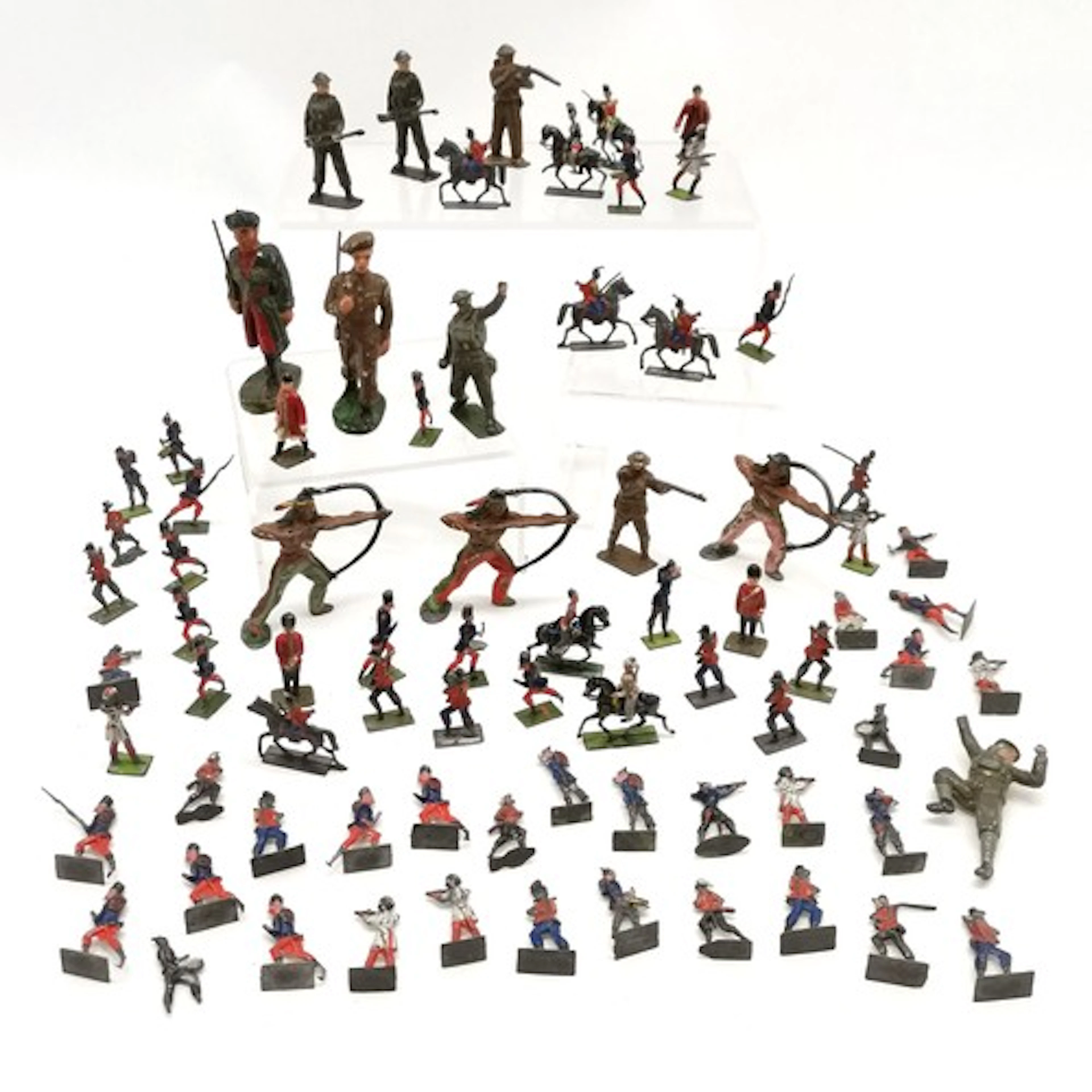 Qty of vintage & antique mostly lead toy soldiers etc - tall...