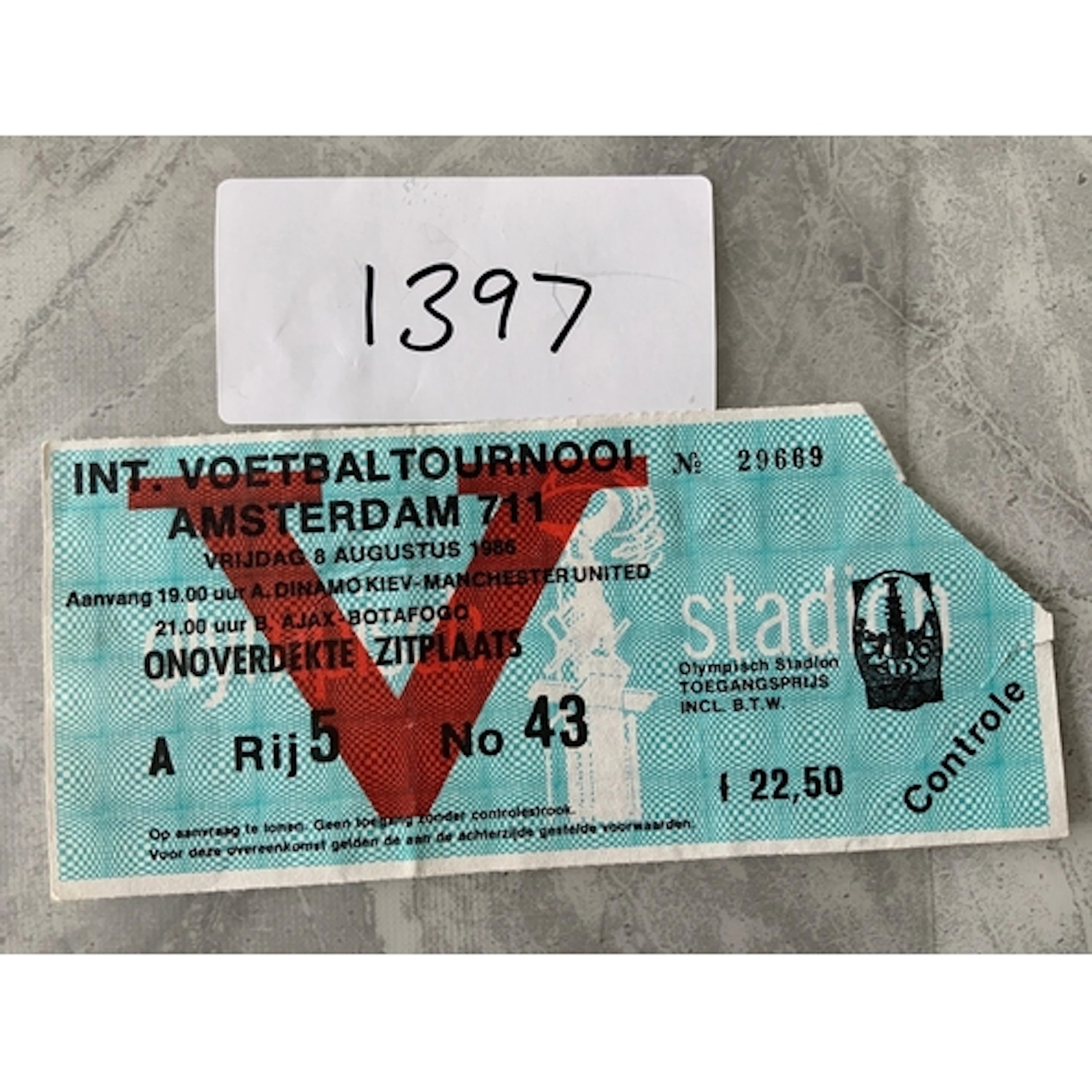 1986 Dinamo Kiev v Manchester United Football Ticket: Amster...