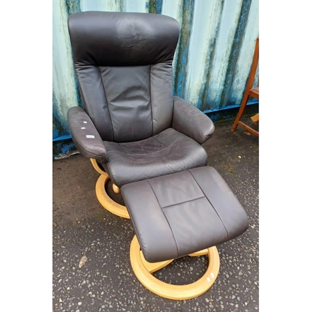 IMG RECLINING LEATHER SWIVEL ARMCHAIR & MATCHING STOOL