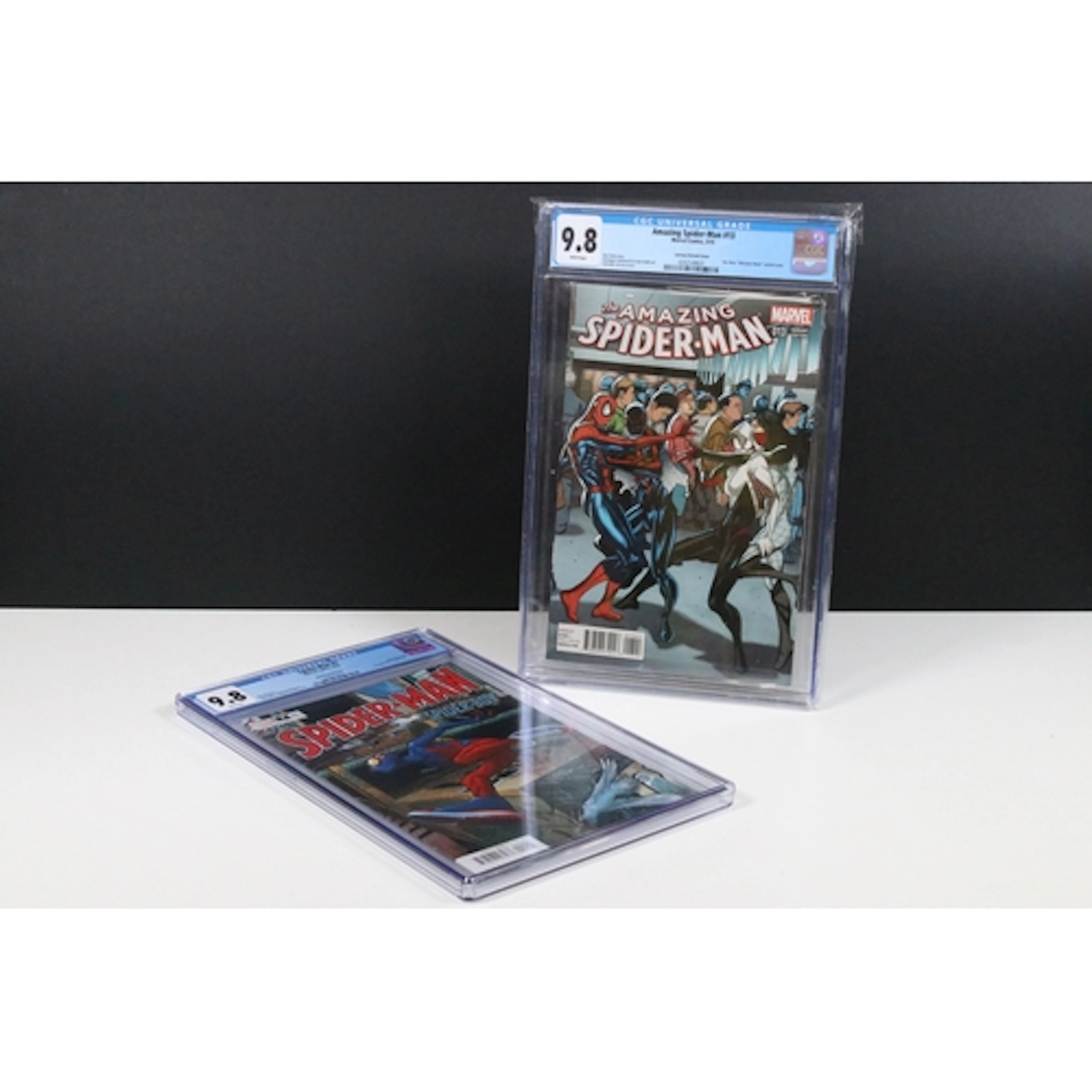 Graded Comic - Two Marvel Spiderman comics to include The Am...