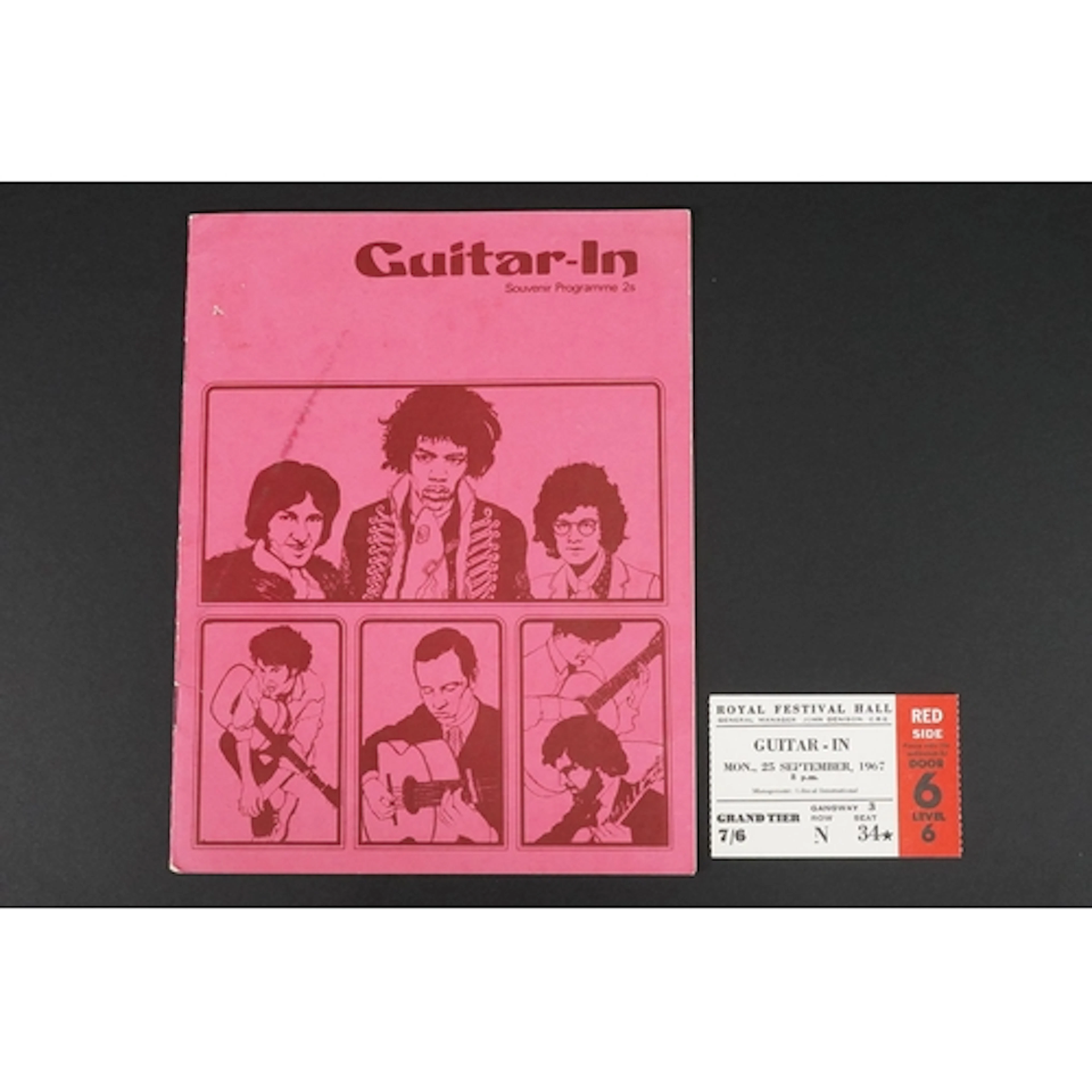Memorabilia - Jimi Hendrix - Guitar In Show Royal Festival H...