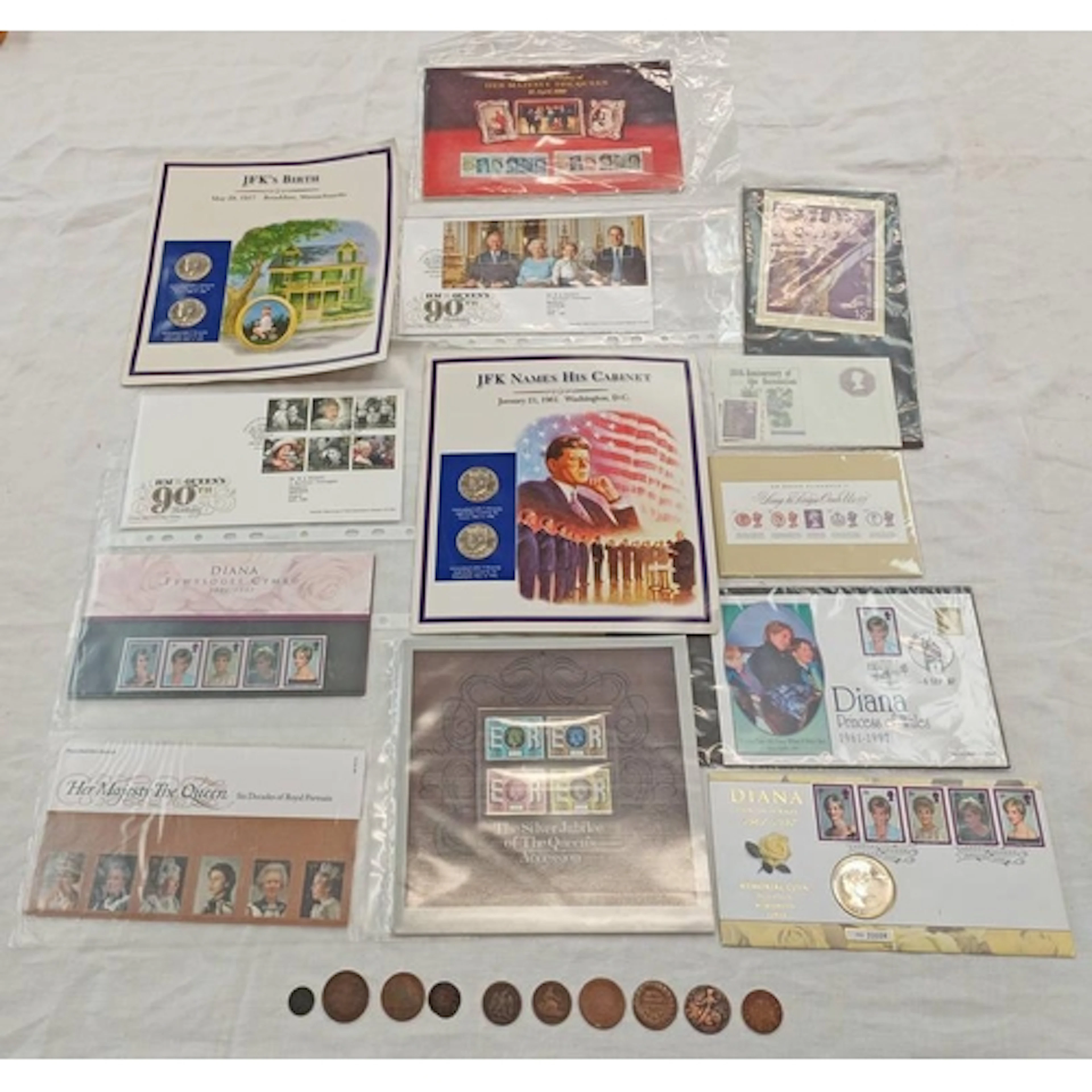 VARIOUS COINS & STAMPS TO INCLUDE SMALL NUMBER OF LOWER DENO...