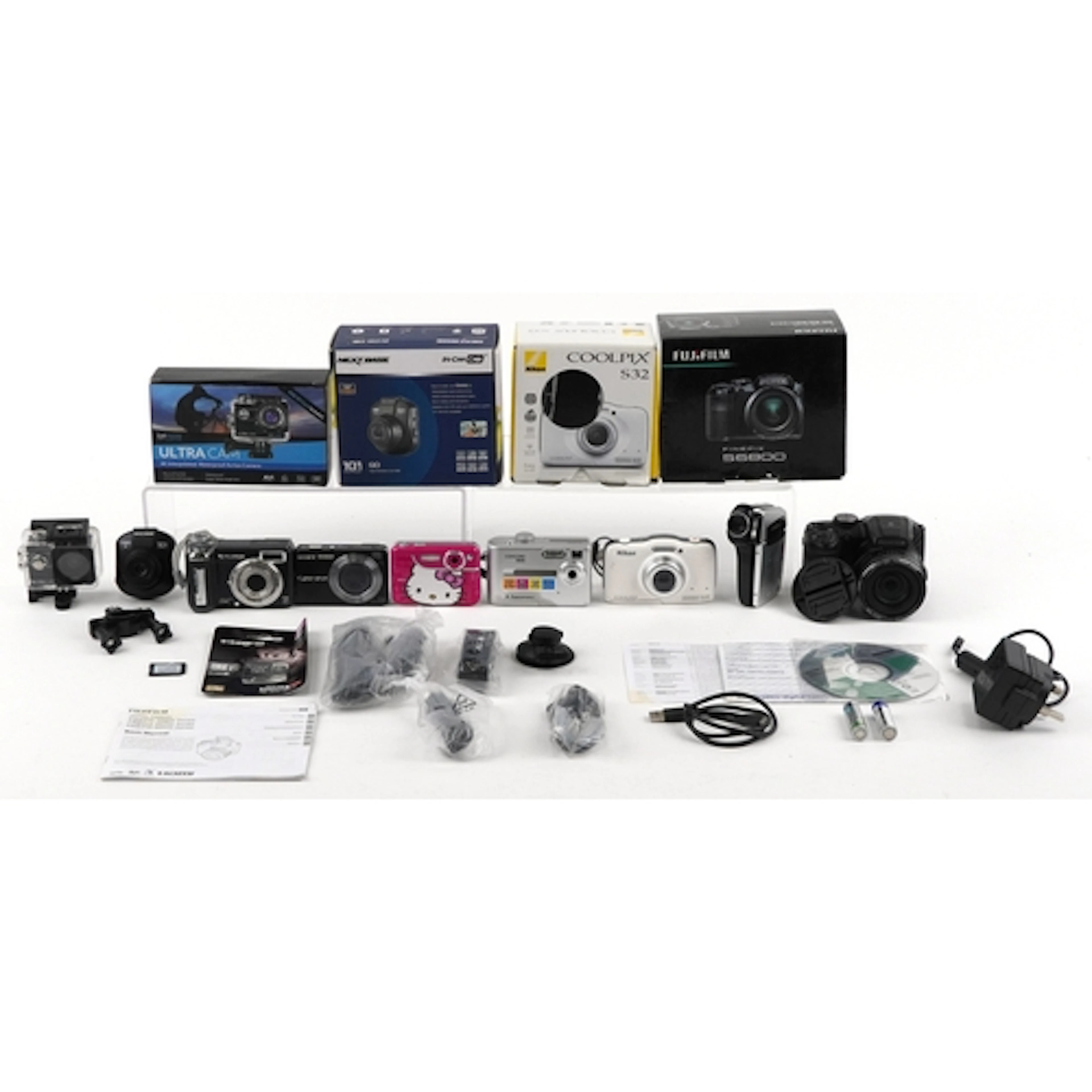 Collection of vintage and later cameras including a Fujifilm...