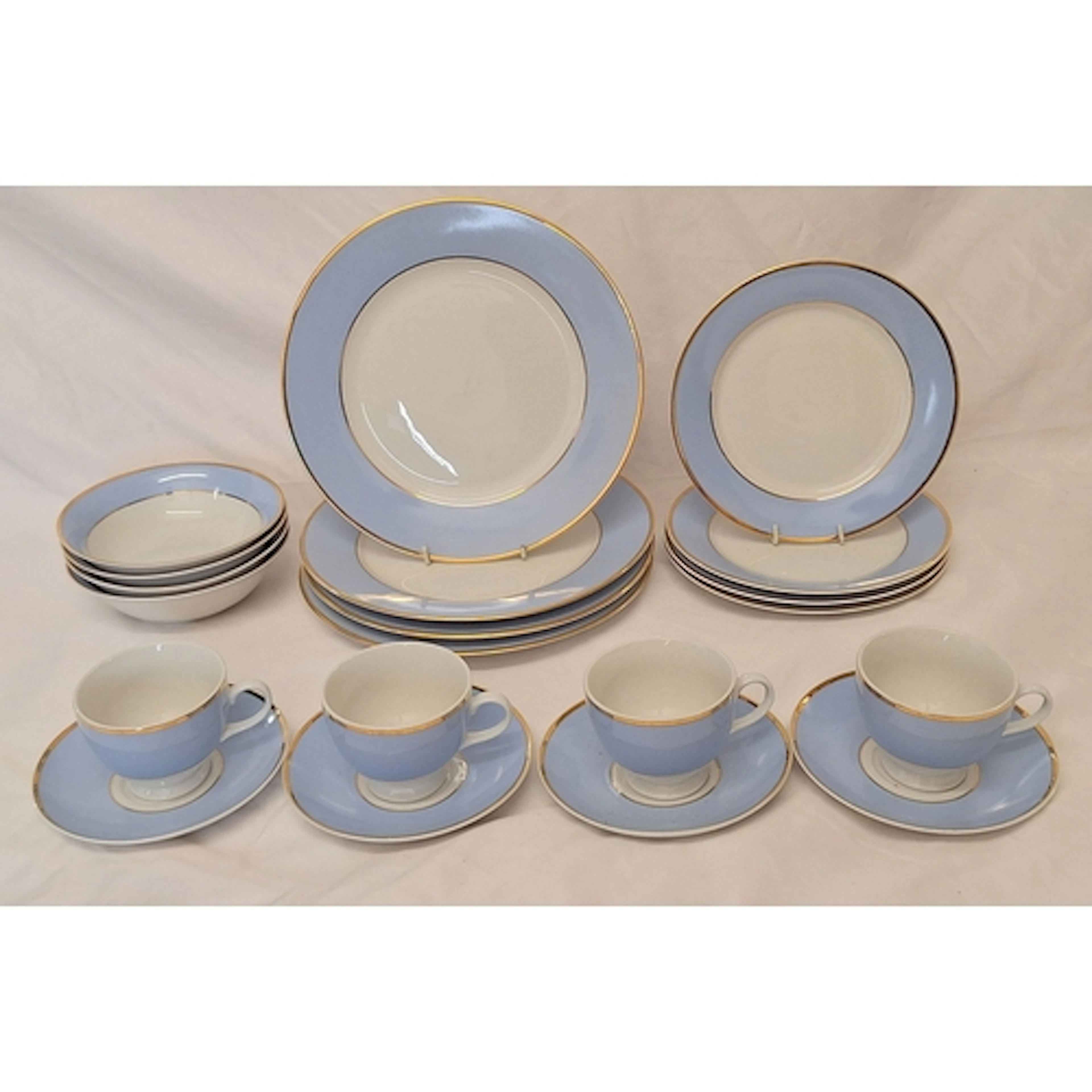 Doulton Contemporary Dinner & Tea Wares designed by Bruce Ol...