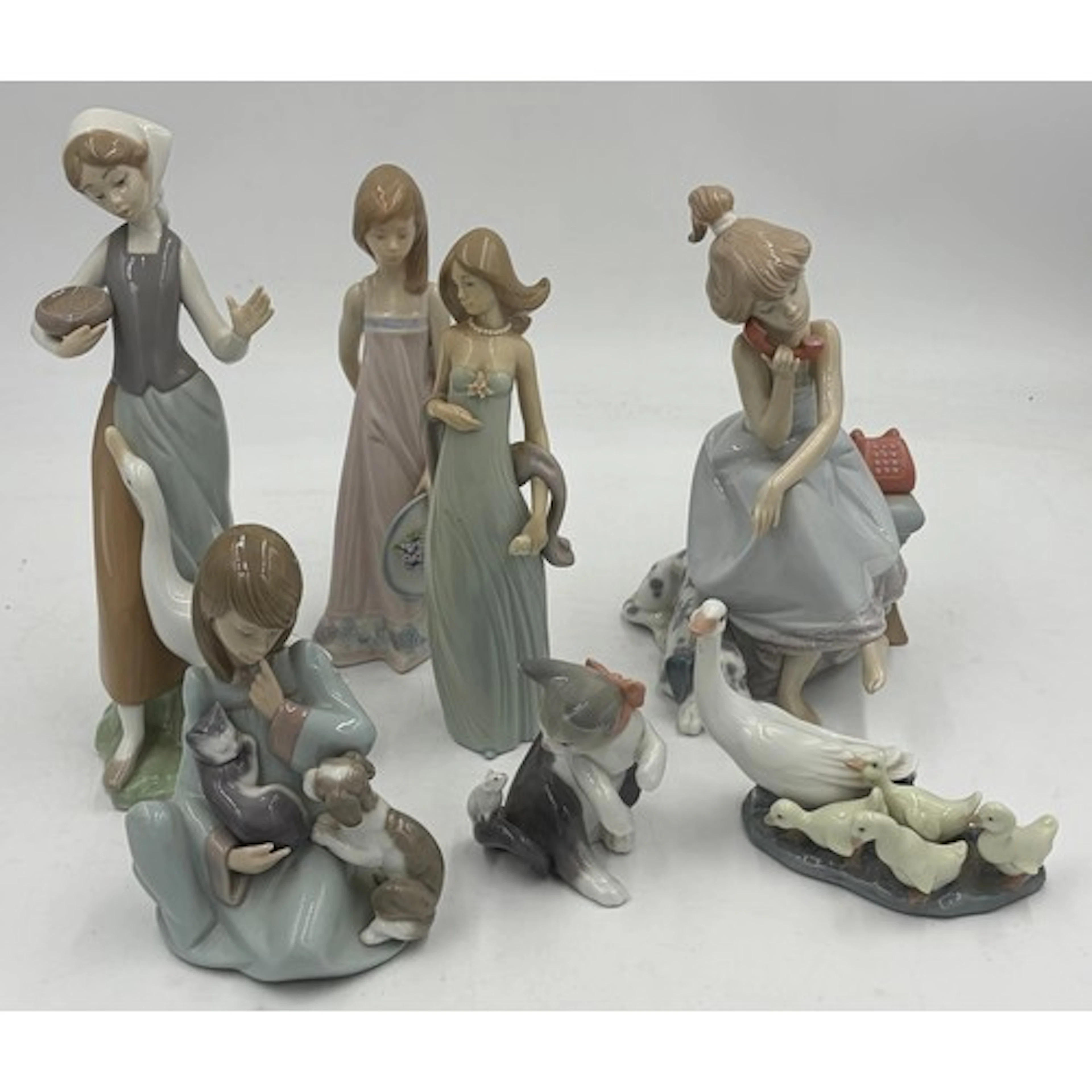 Collection of Lladro figures to include 'Goose Girl' No:1052...