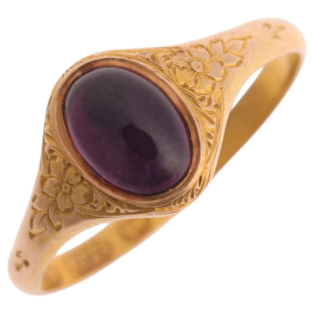 An Antique Victorian 15ct gold single stone amethyst signet ...