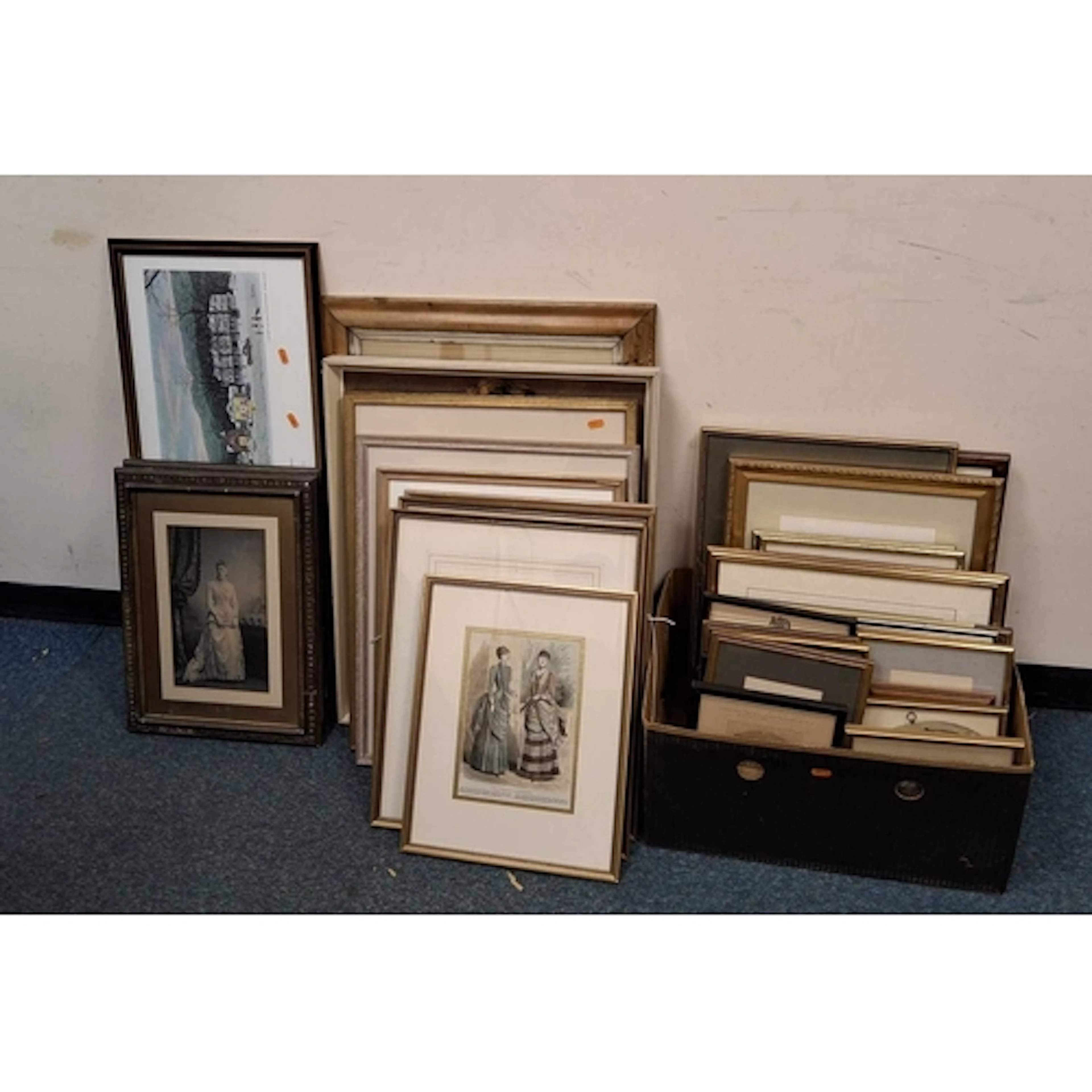 ONE BOX AND LOOSE LARGE QUANTITY OF PICTURES, to include vin...