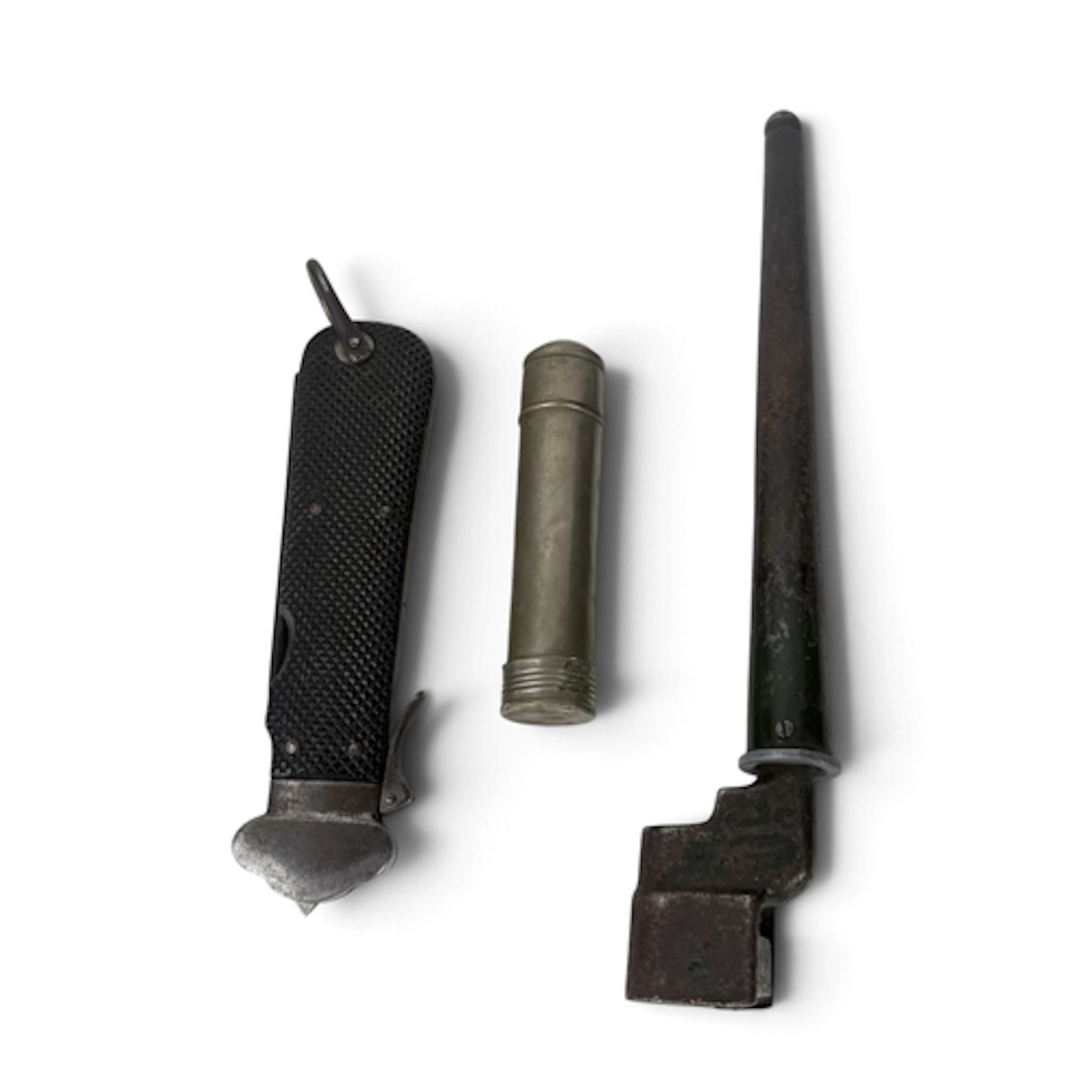 A WORLD WAR TWO PARATROOPERS GRAVITY KNIFE, BAYONET AND TORC...