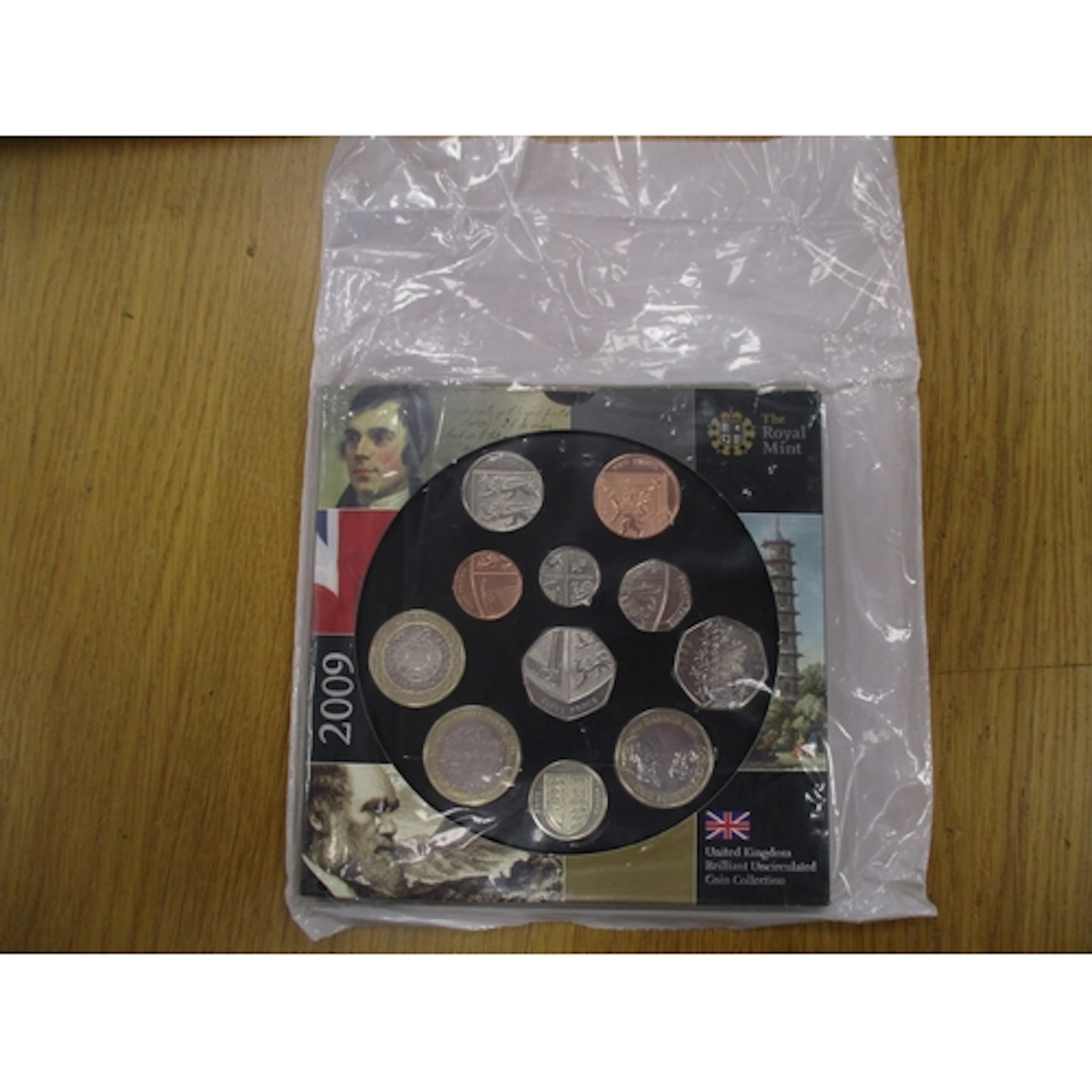 2009 £2-1p Royal Mint uncirculated set of 11, including 50p ...