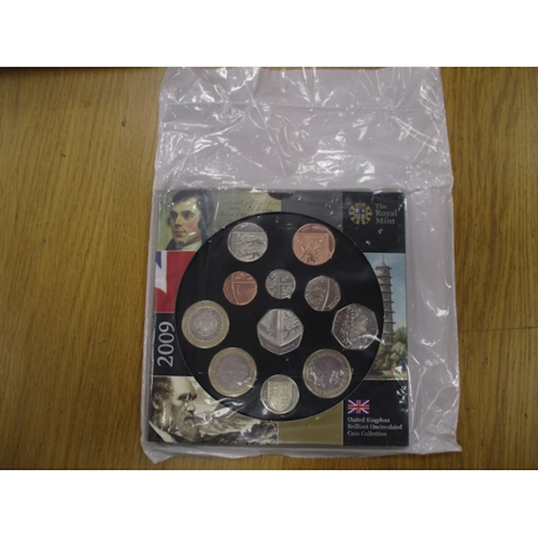 2009 £2-1p Royal Mint uncirculated set of 11, including 50p ...