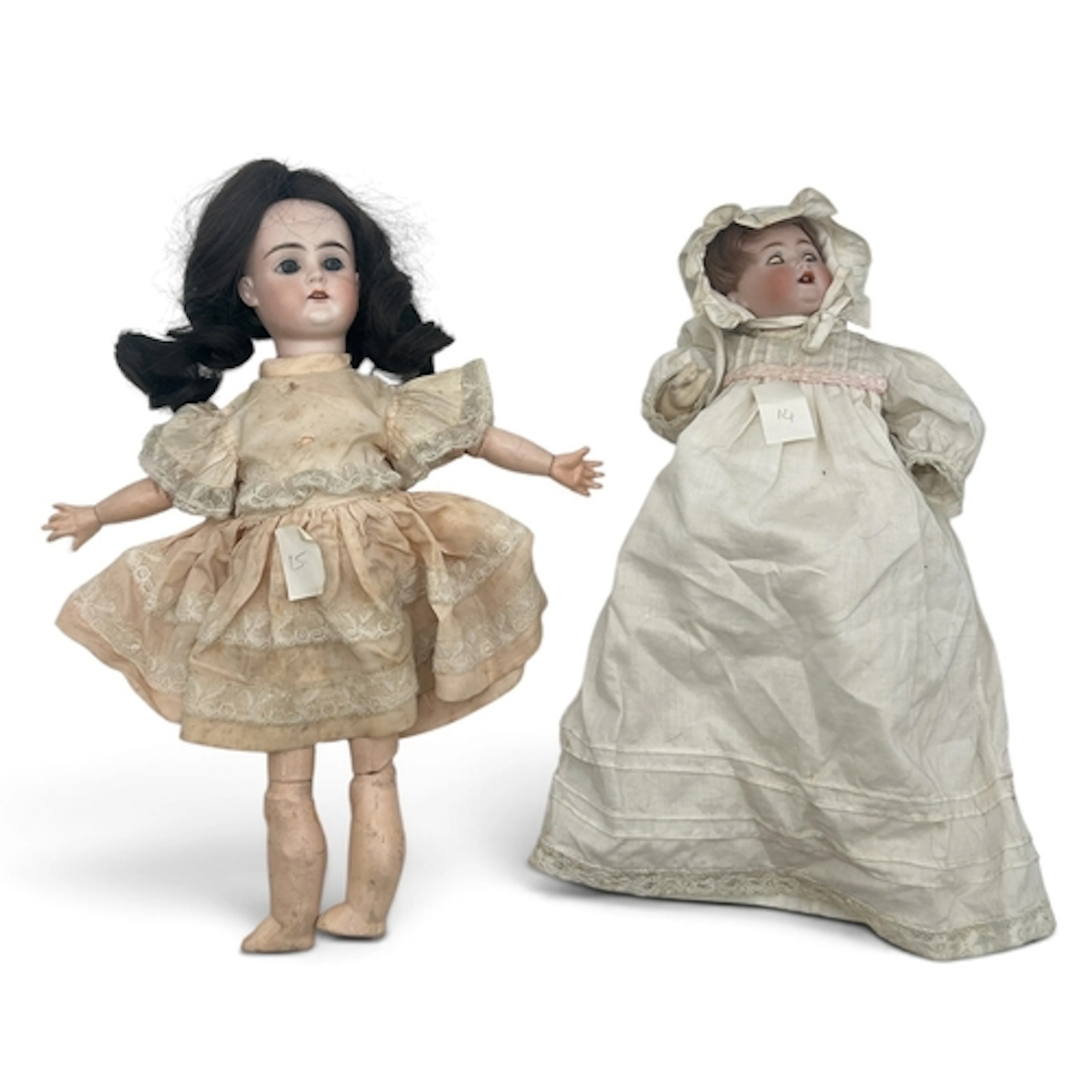 AN EARLY 20TH CENTURY GERMAN PORCELAIN DOLL Marked to verso ...