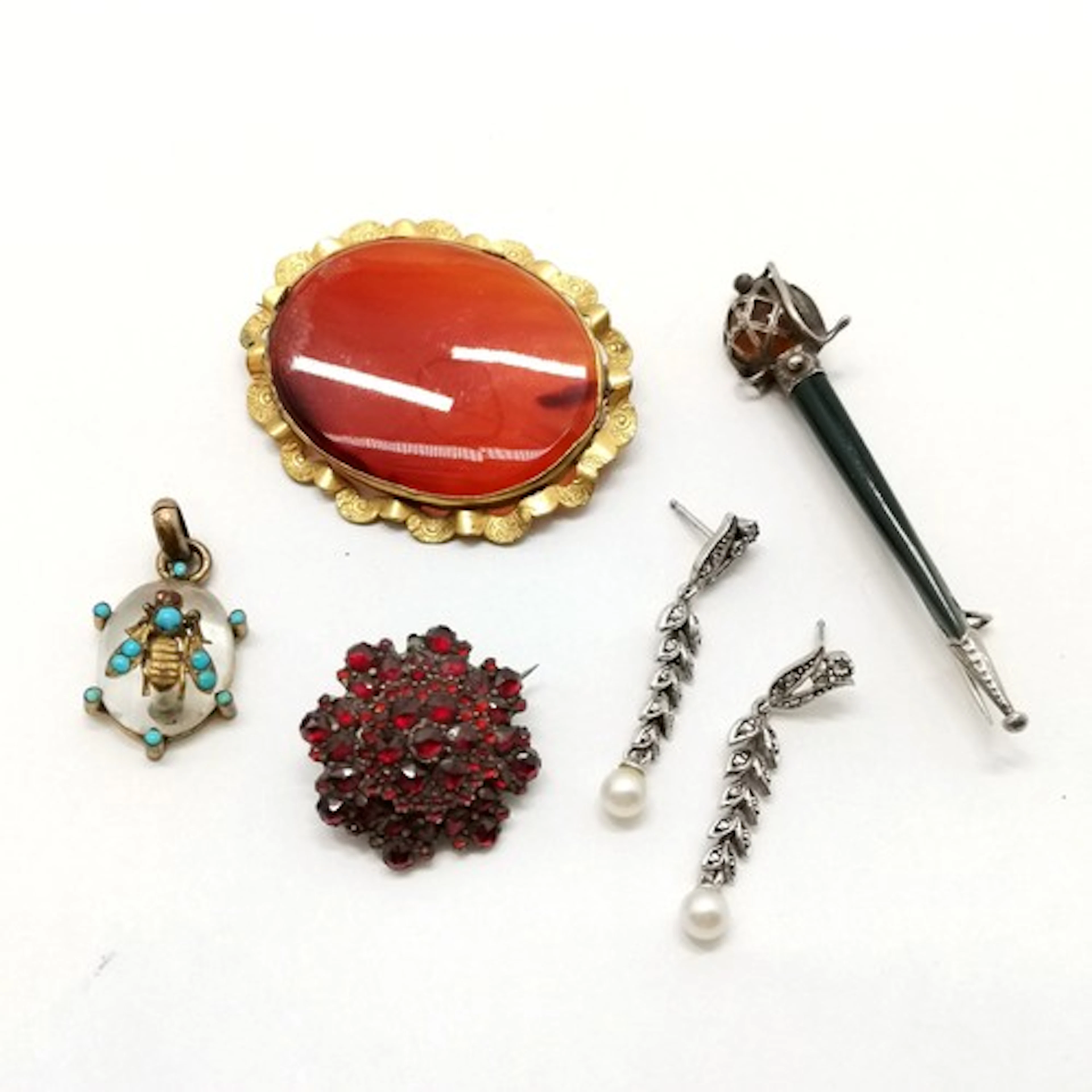 Qty of antique jewellery inc turquoise set bee pendant, Scot...