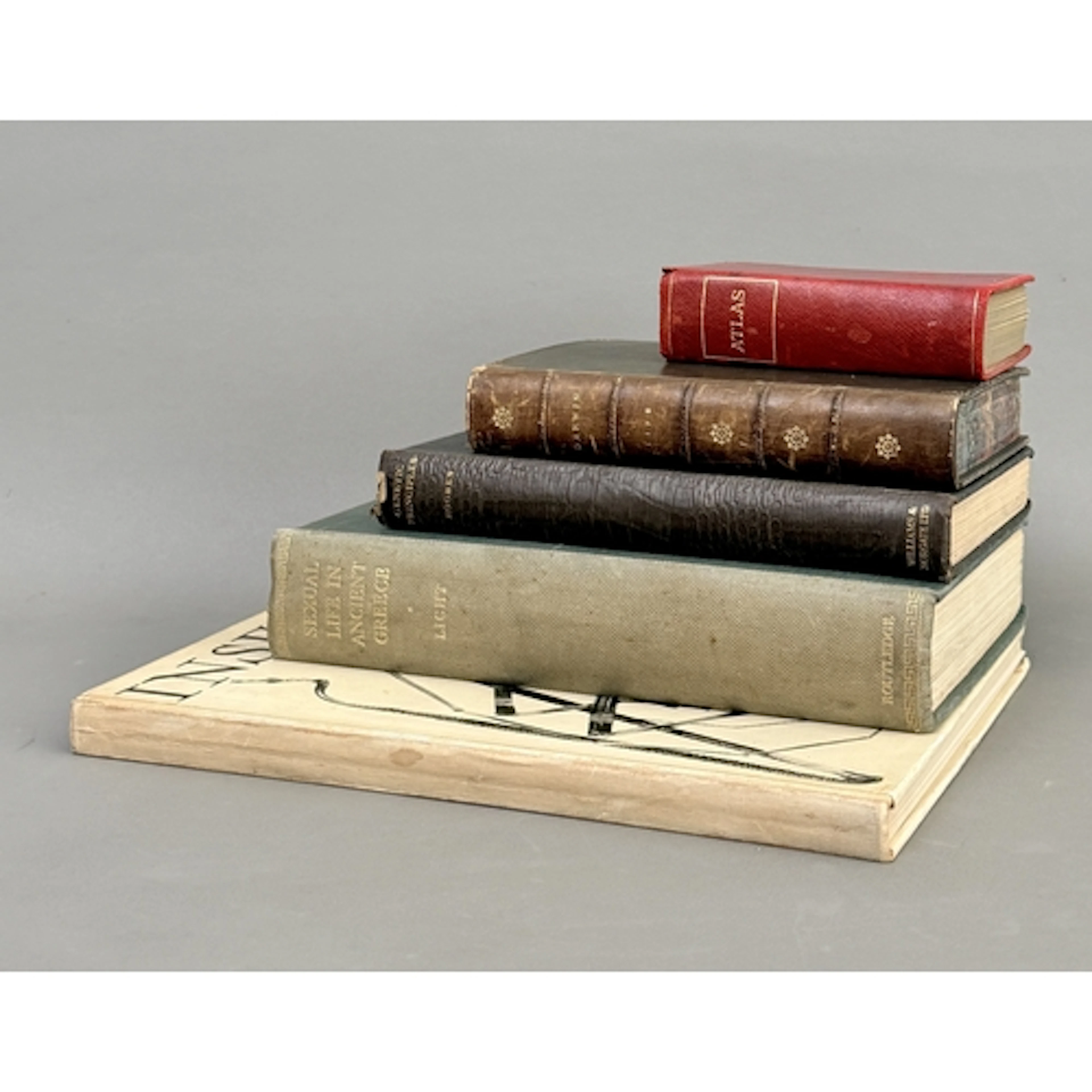 A group of five books - to include Asprey's Atlas of the Wor...