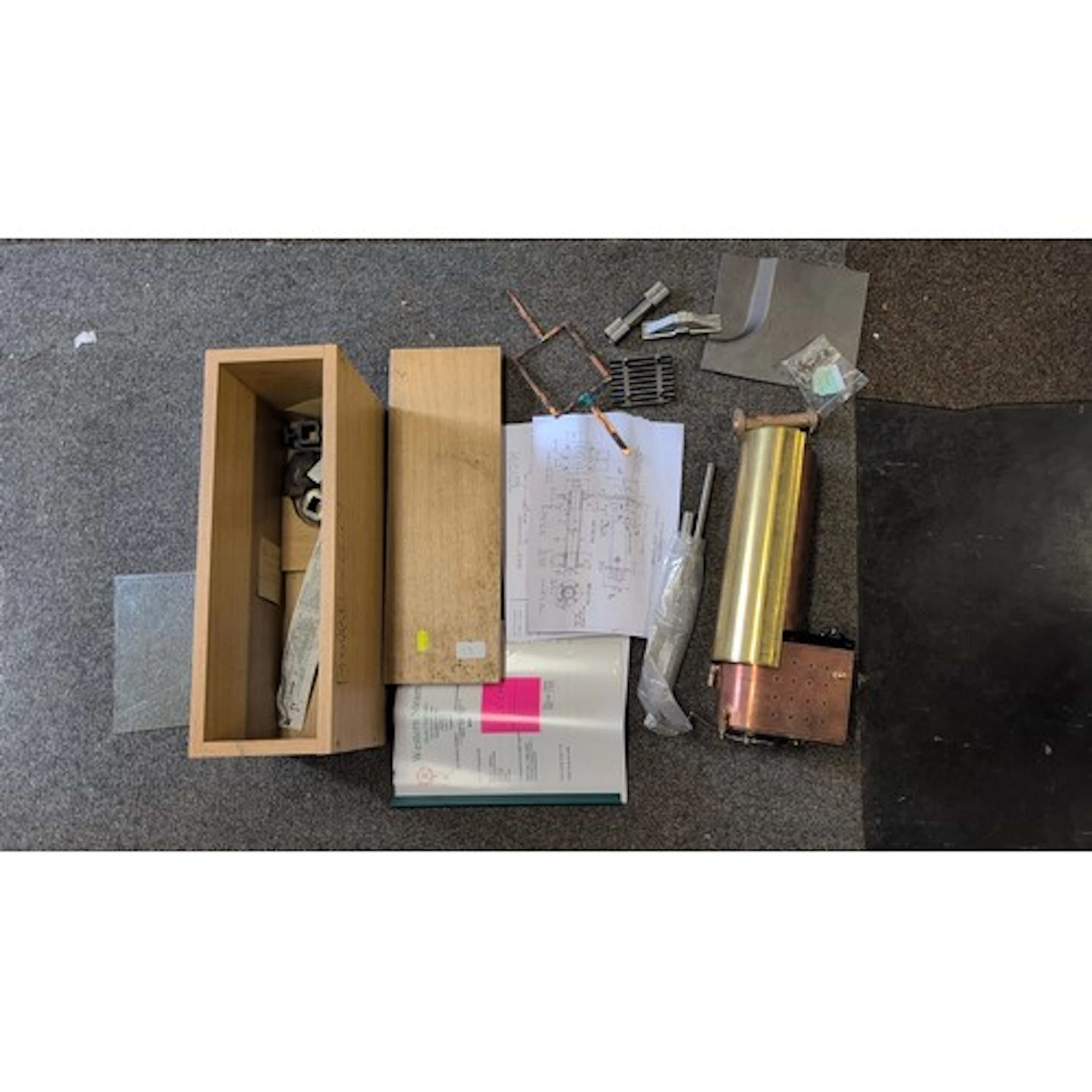A quantity of model engineering steam-engine components and ...