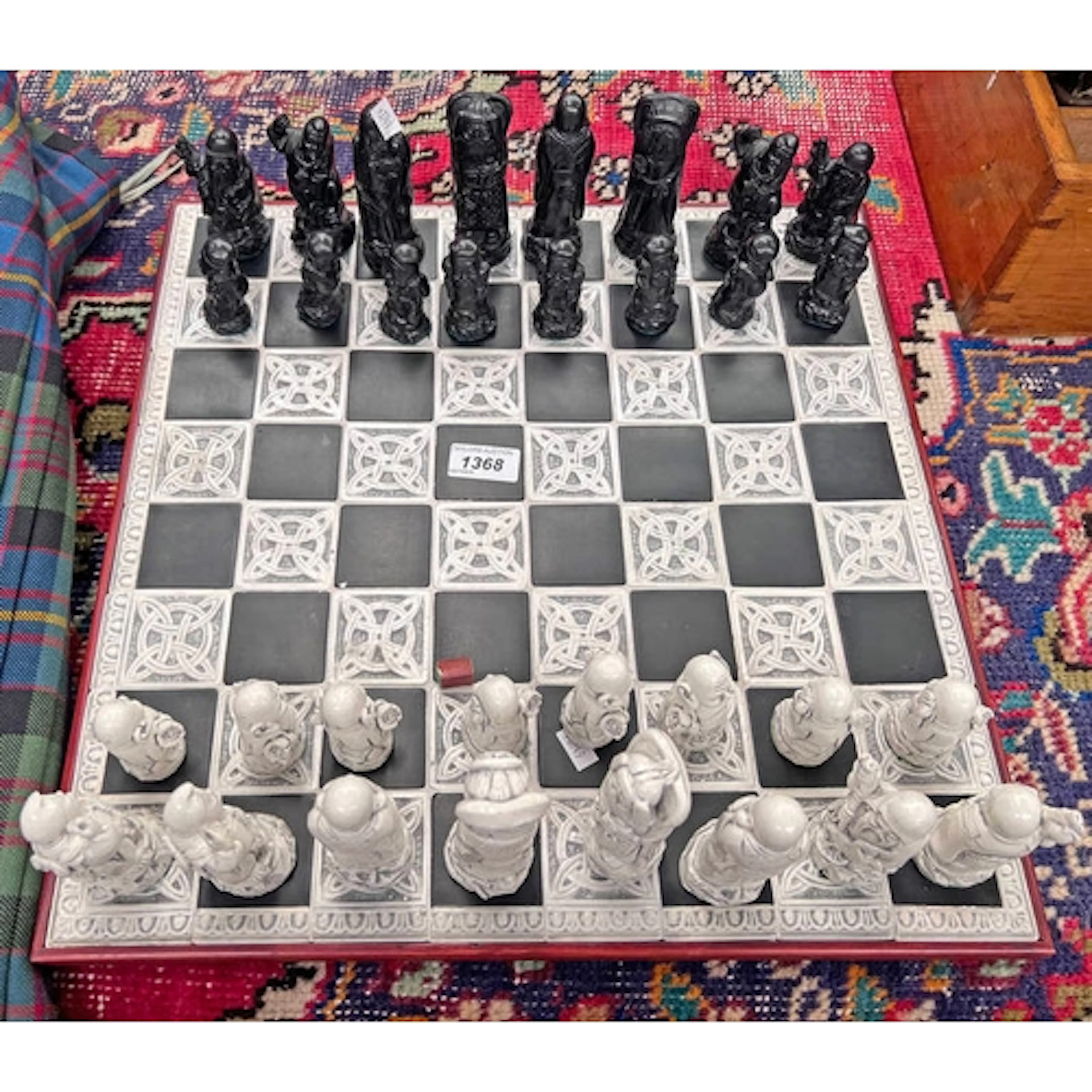 ORIENTAL CHESS SET WITH MATCHING CHESS PIECES
