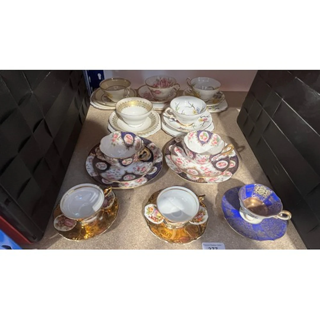 Group of cabinet cup and saucers.