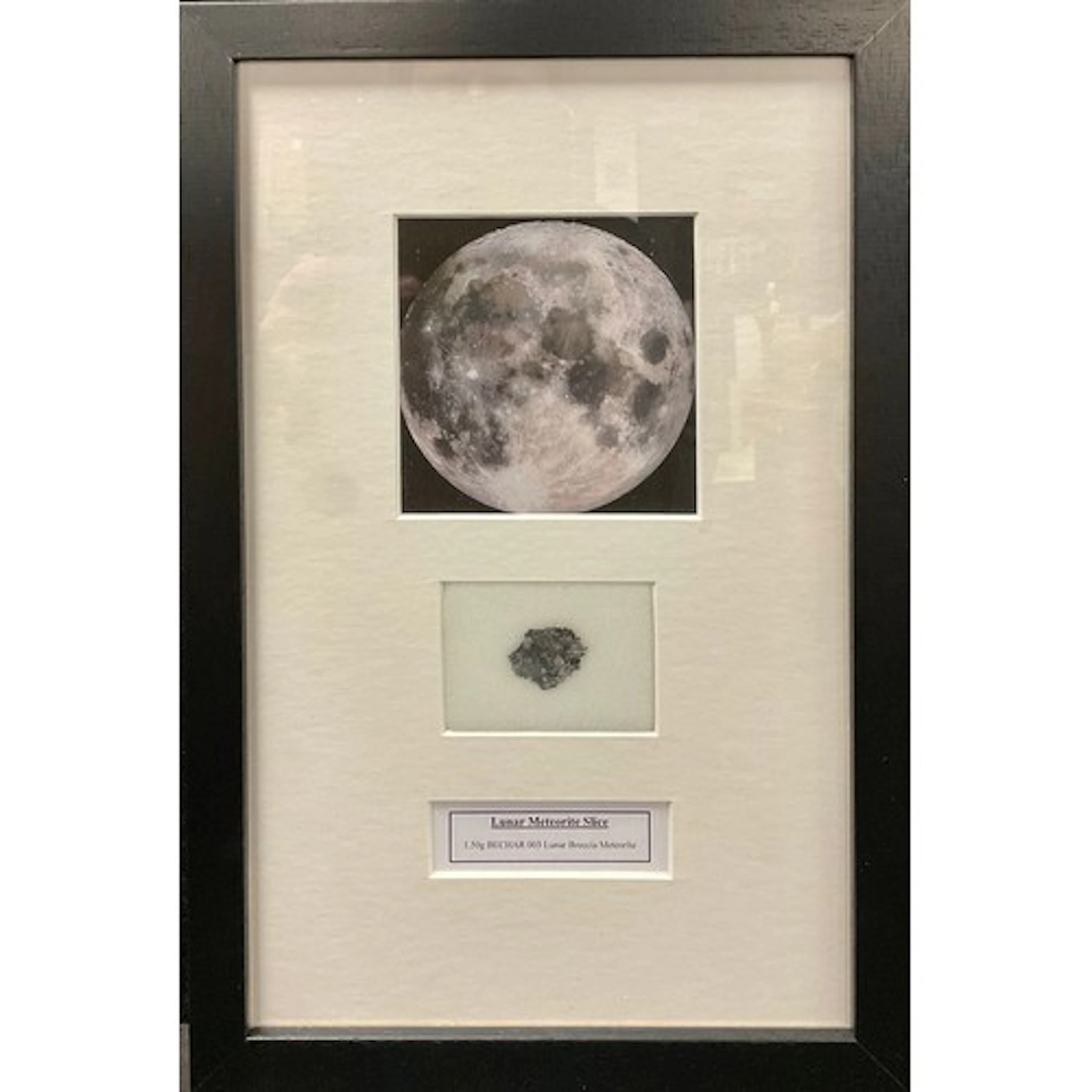 A lunar meteor fragment from BECHAR 003 Breccia meteorite, w...