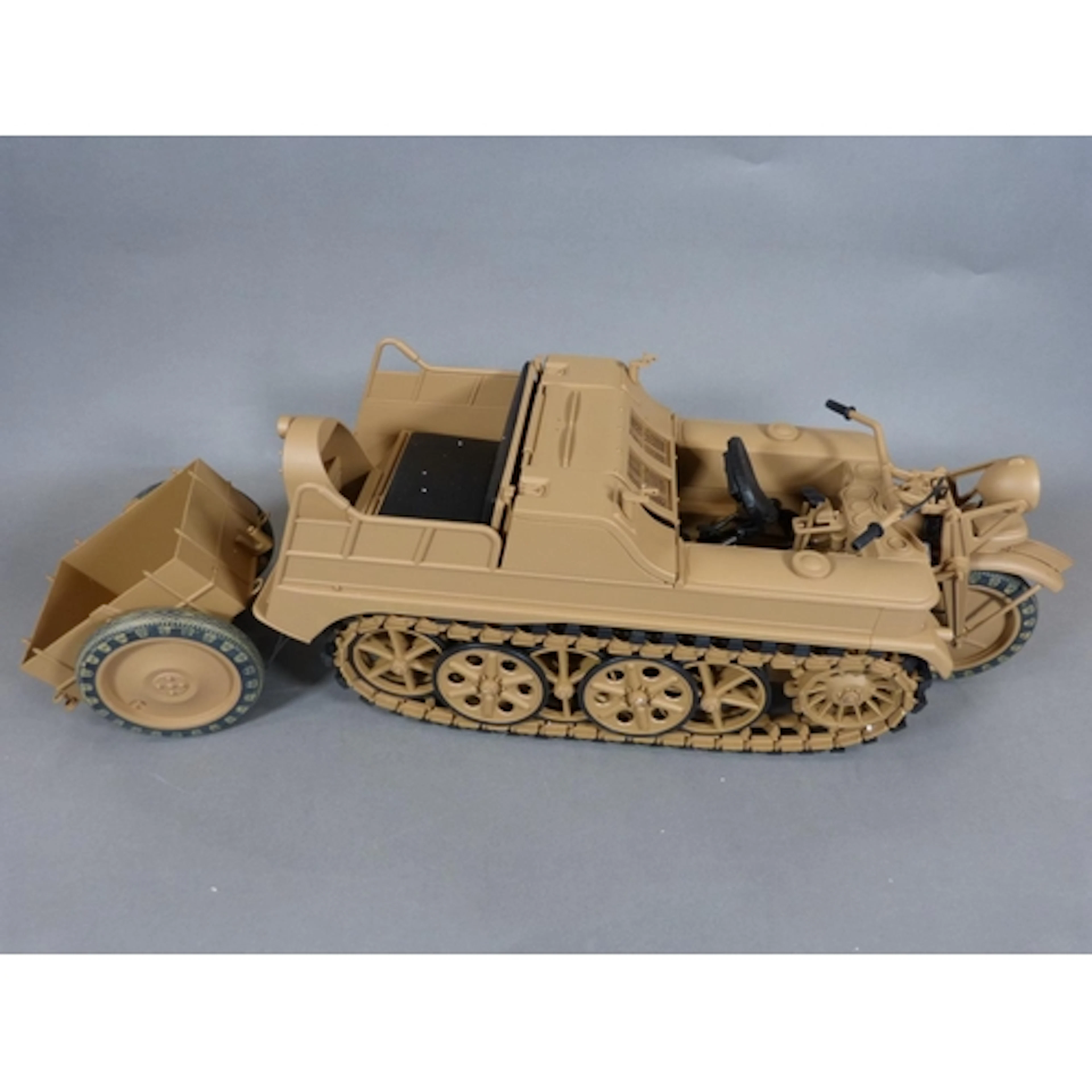 DiD Corporation (Dragon in Dream) W60012 1:6 scale Kettenkra...