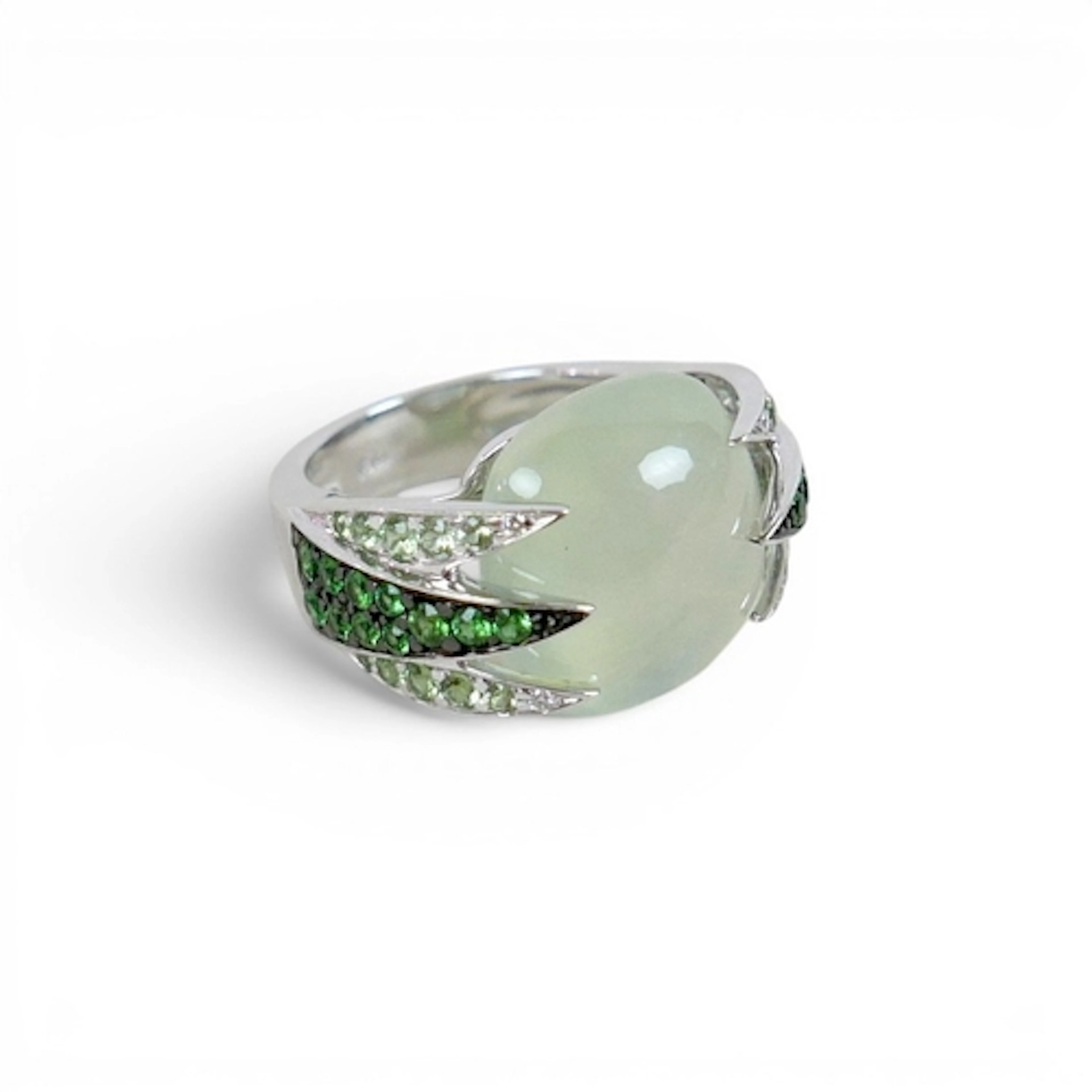 SIFANI 18CT WHITE GOLD RING. Sifani 18ct white gold, diamond...