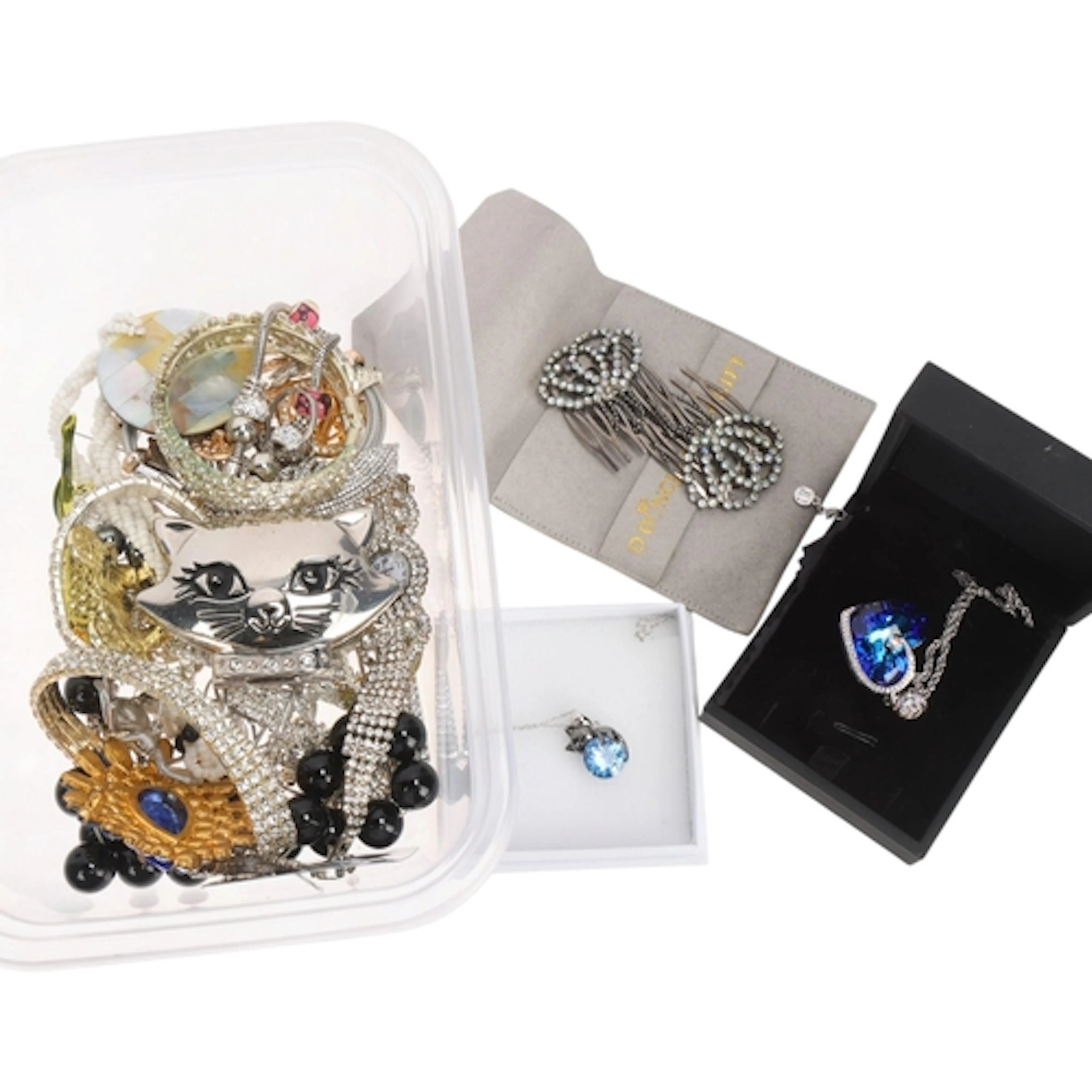 Various costume jewellery, including rhinestone bracelets, q...