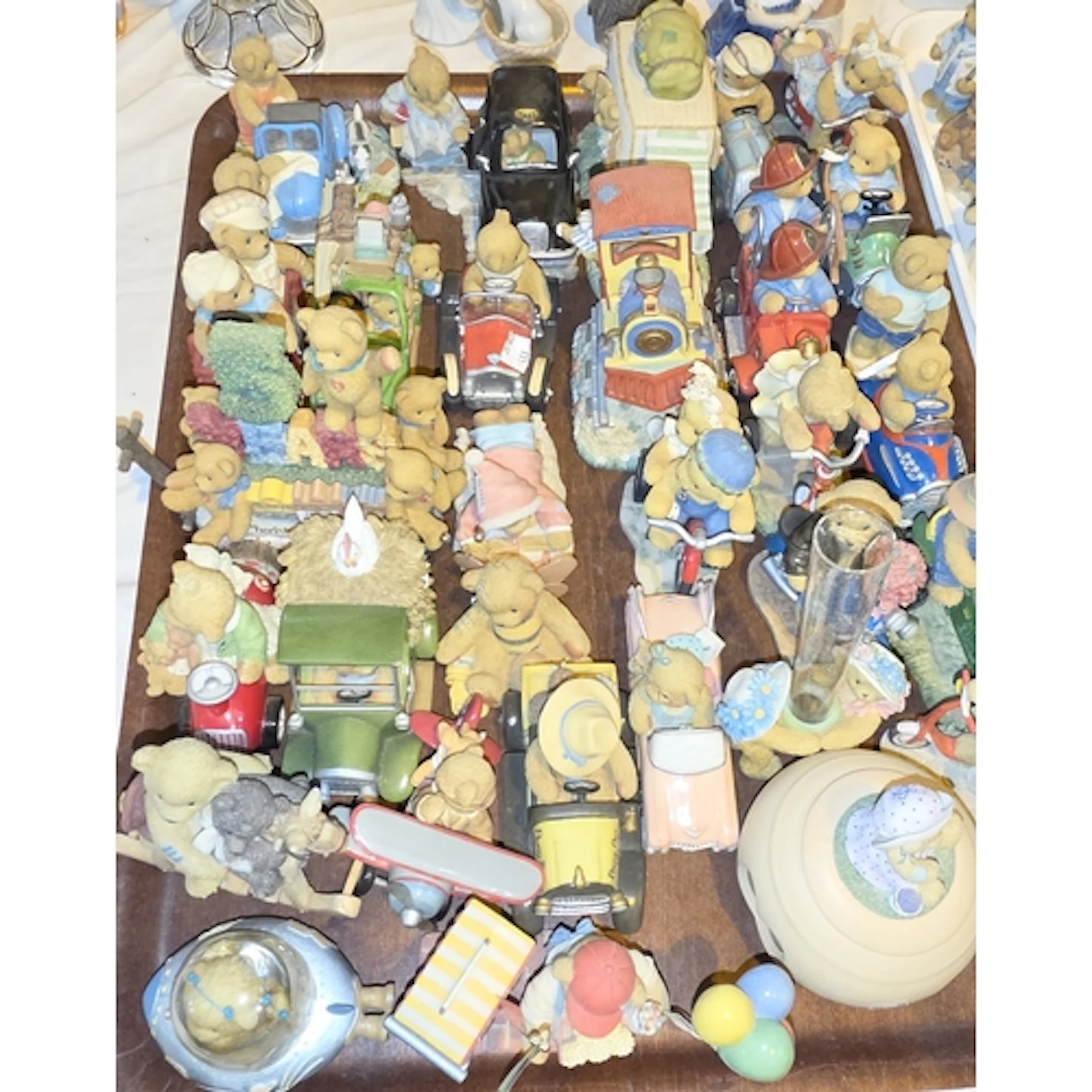Cherished Teddies: a very large collection of bears (approx....