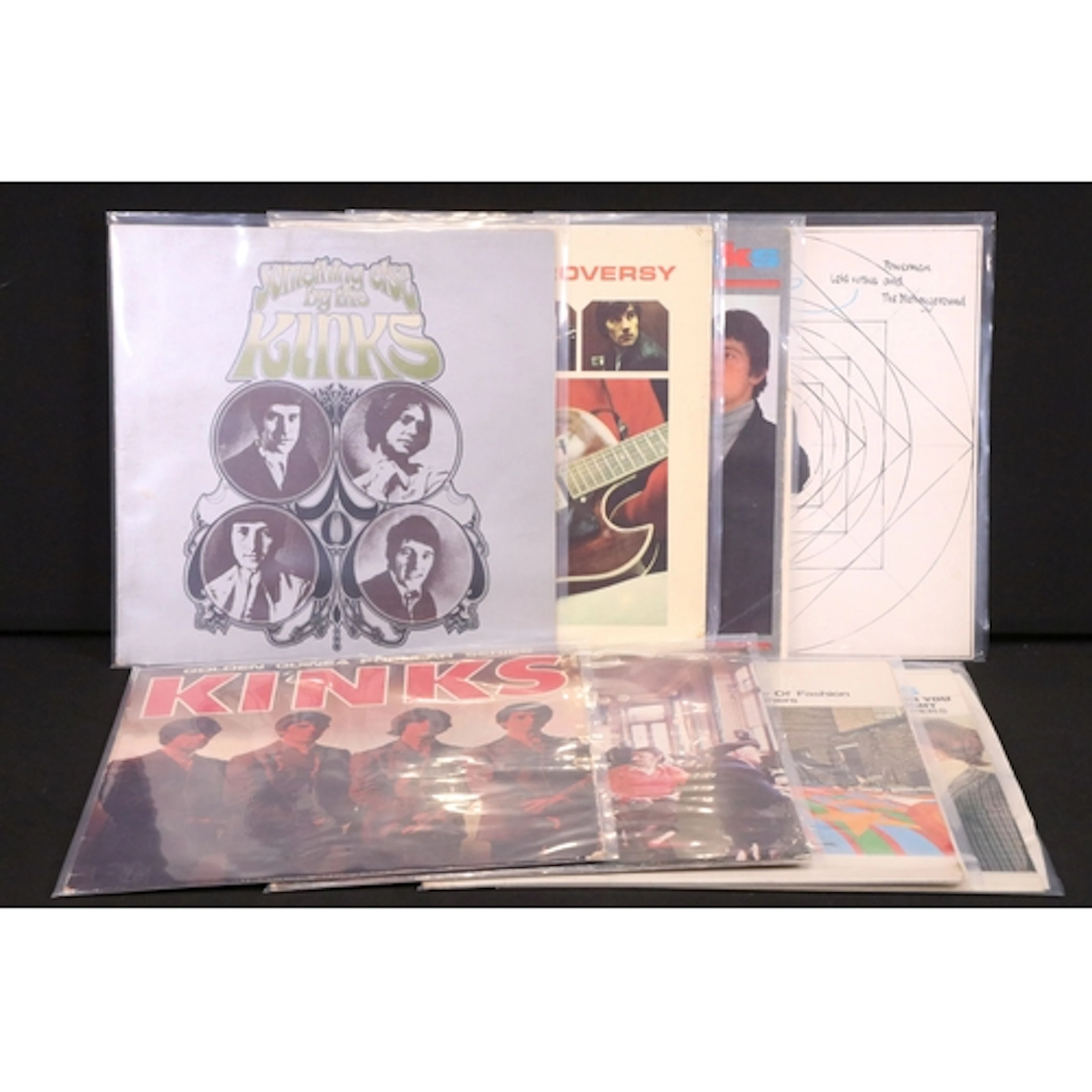 Vinyl - 8 The Kinks UK pressing LP’s to include: Something E...
