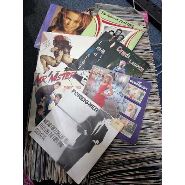 ONE BOX OF 7" VINYL SINGLES from artists such as The Fabulou...