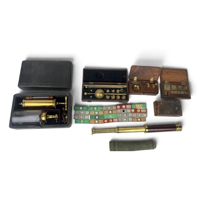 A COLLECTION OF 19TH CENTURY SCIENTIFIC APPARATUS AND MICROS...