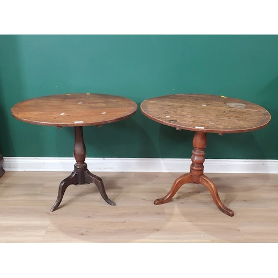Two oak Pillar Tables, (R3).