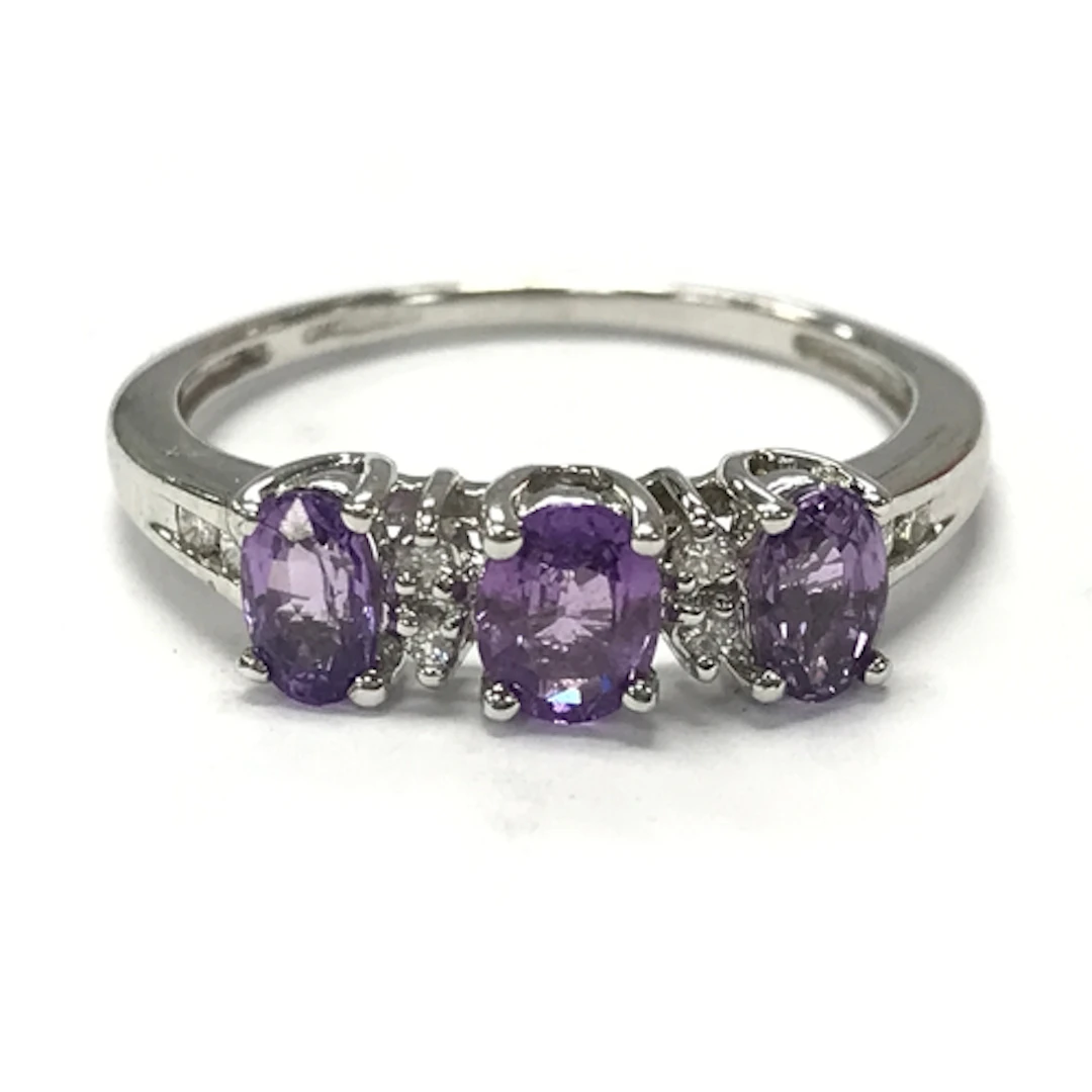 A 9ct gold amethyst ring, size O, 2.4g total weight