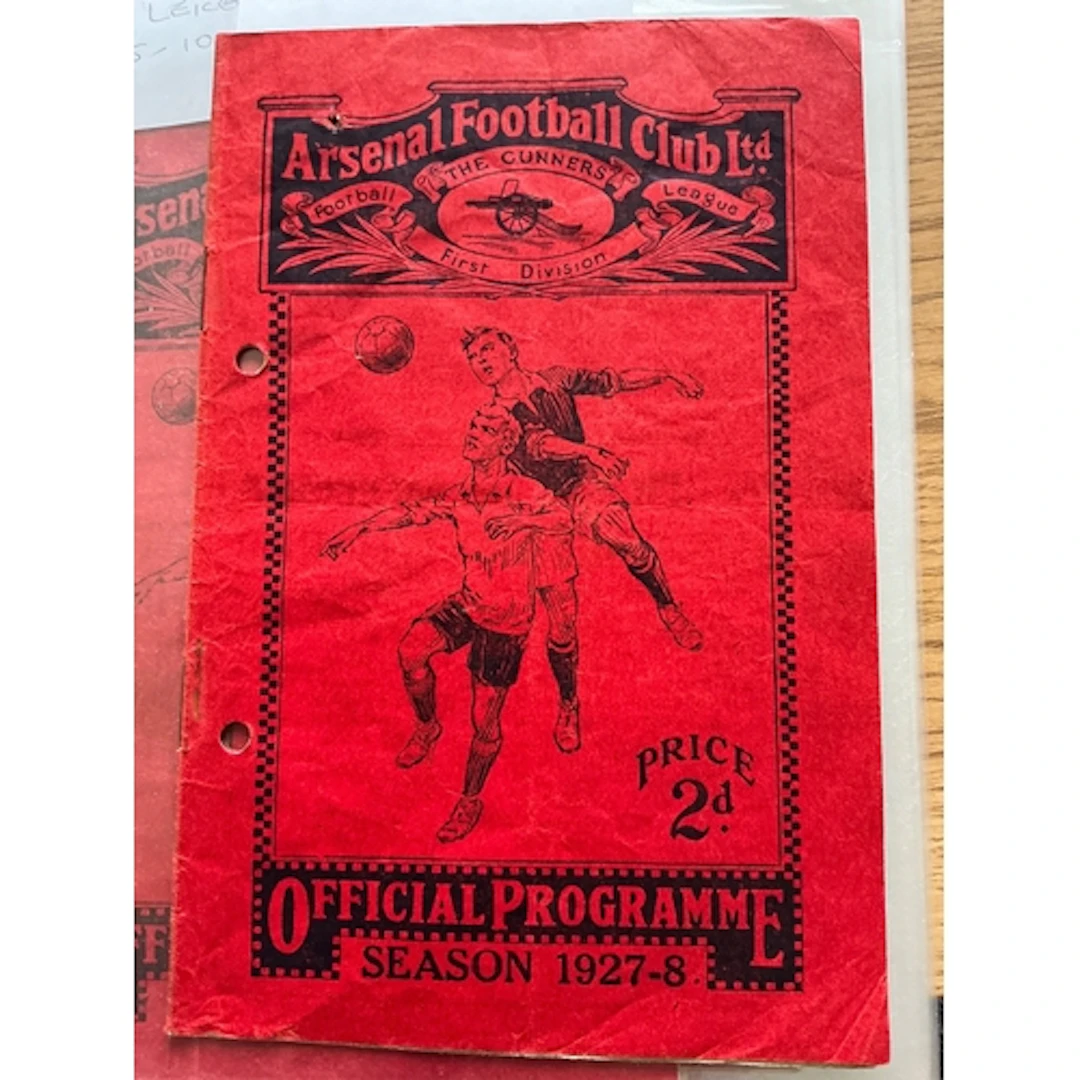 1927 - 1928 Arsenal v West Ham Football Programme: For the m...