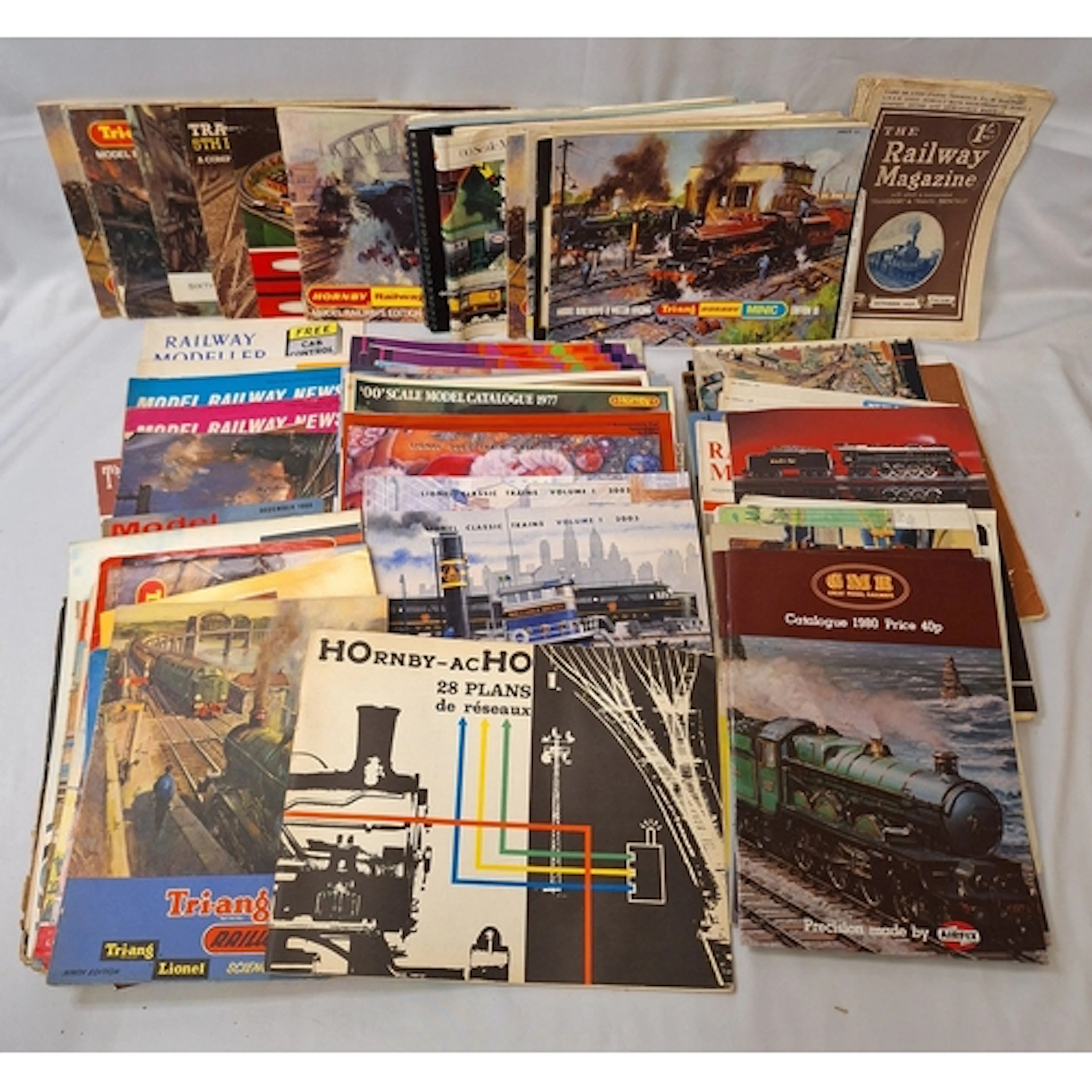 Railway Ephemera incl. The Railway Magazine, Cassell's Railw...