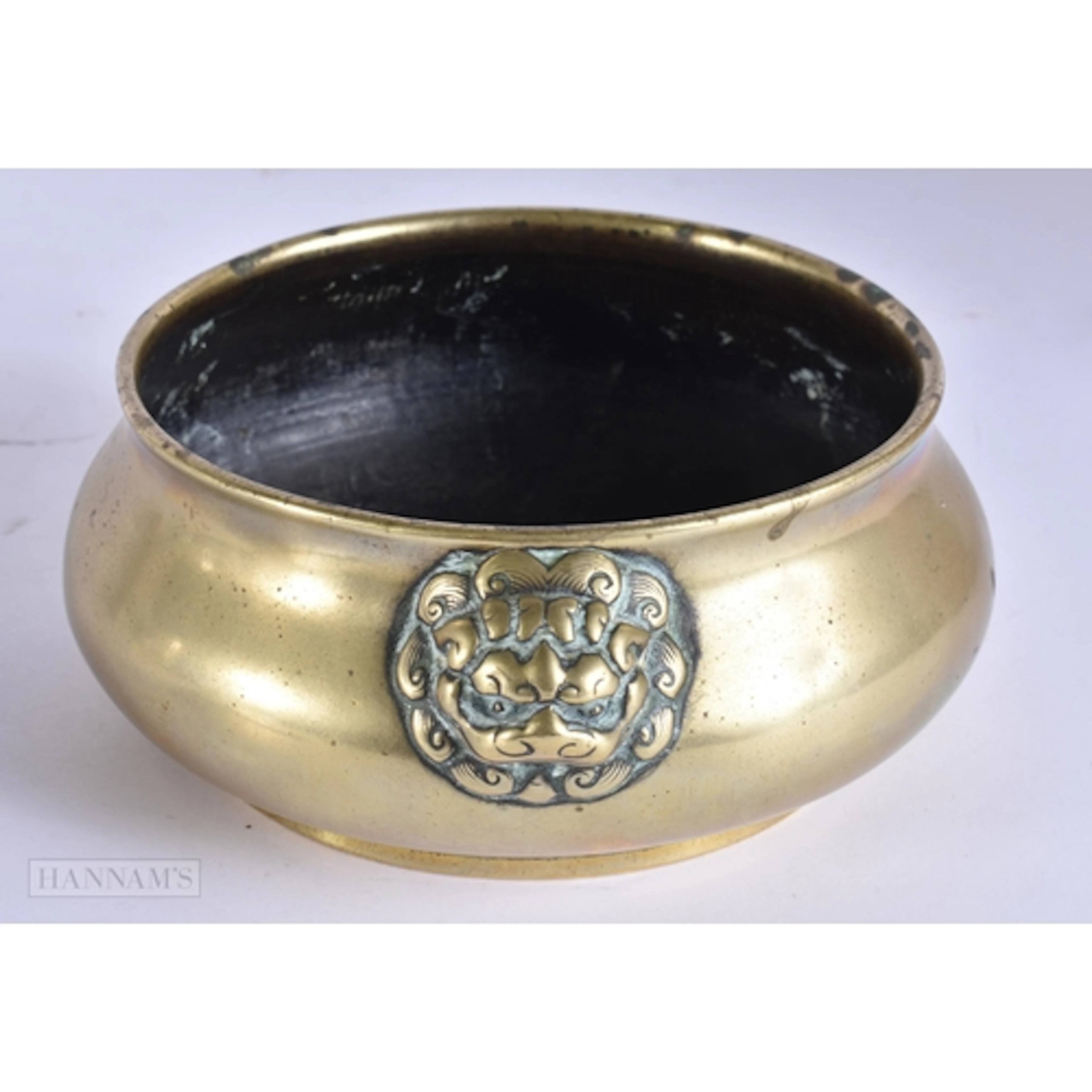 A FINE 18TH CENTURY CHINESE TWIN HANDLED BRONZE CENSER Qing,...