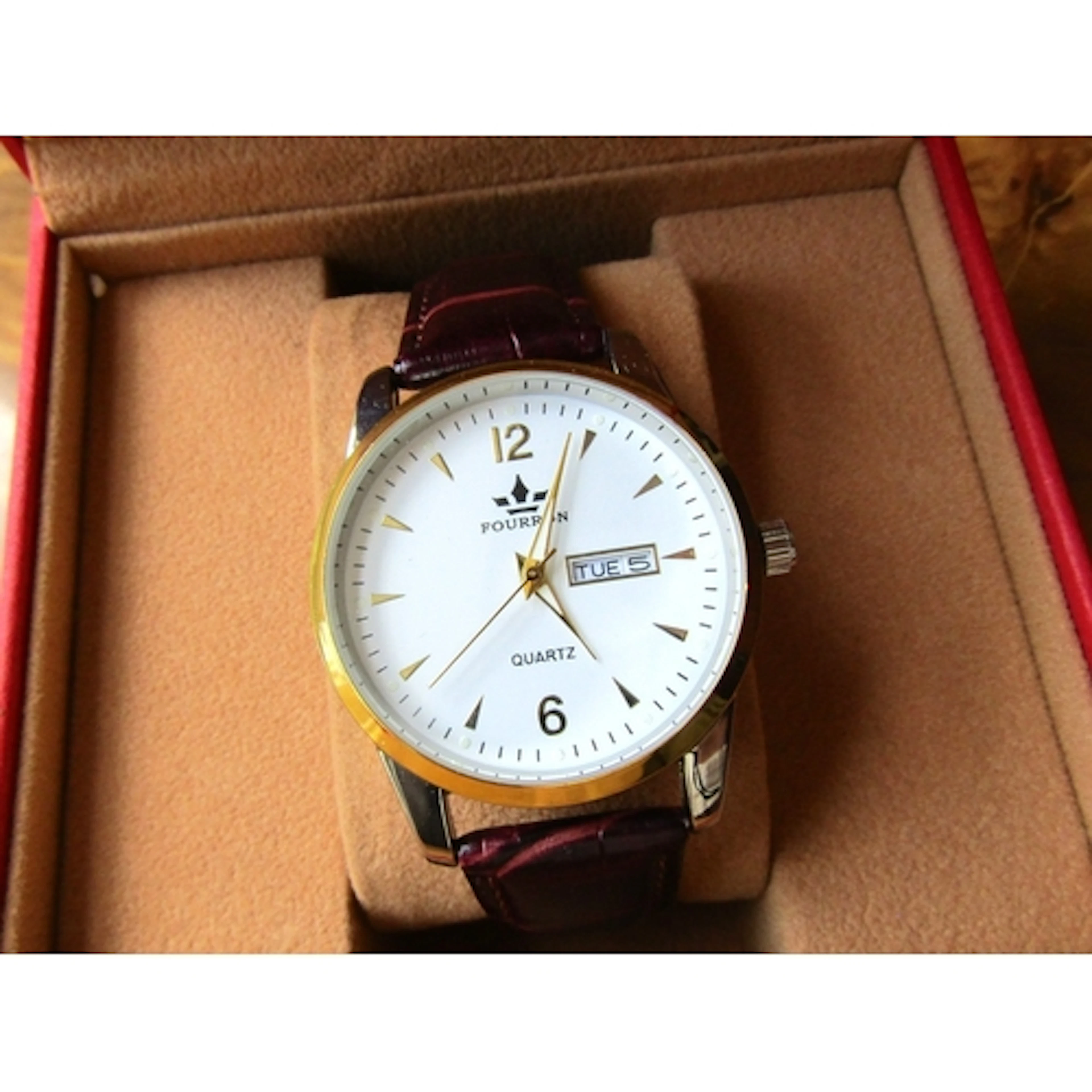 Gentleman's Wristwatch with Day Date Aperture Working Order ...