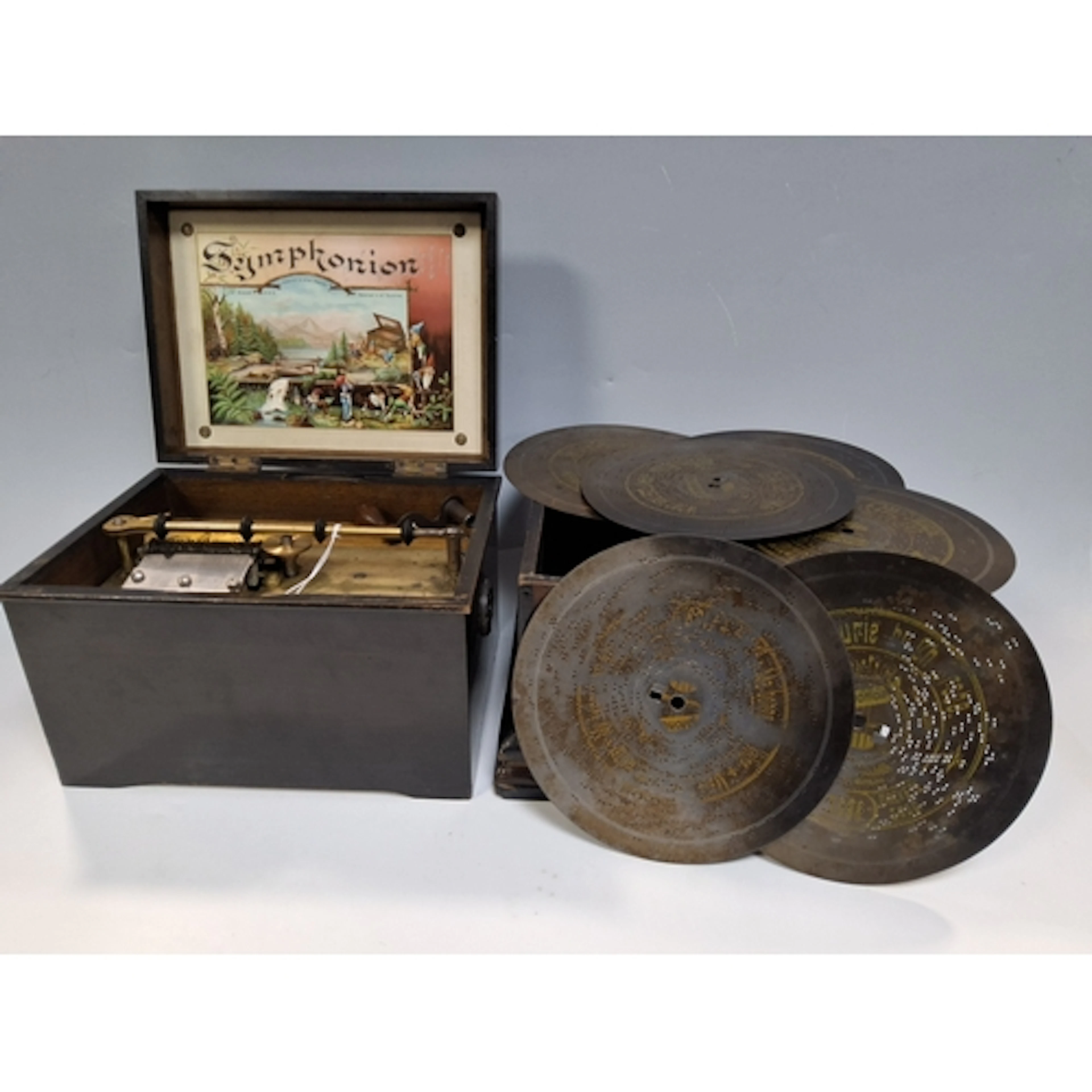 A LATE 19TH CENTURY GERMAN SYMPHONION INTER-CHANGEABLE DISC ...