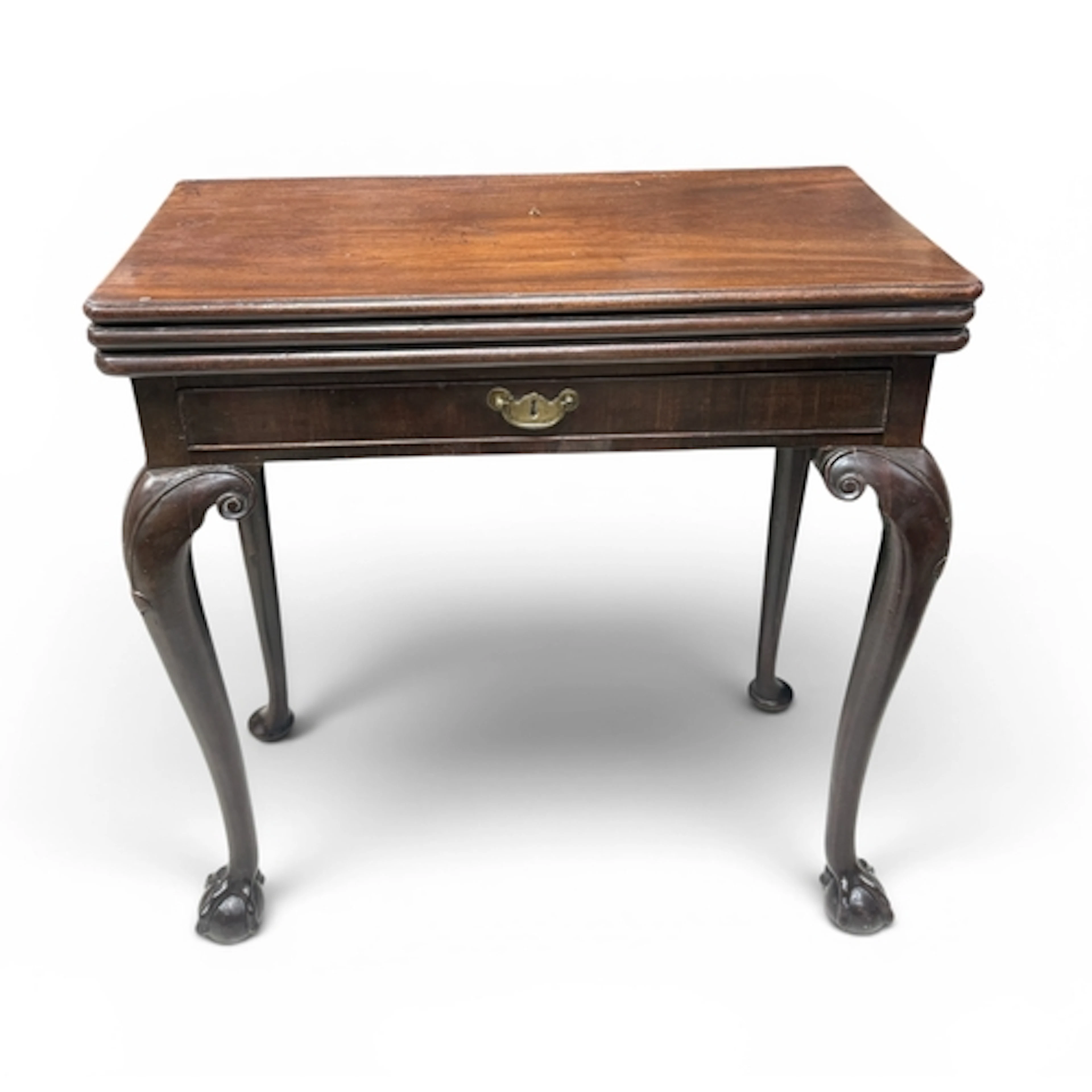 A GEORGIAN MAHOGANY FOLDING TEA/CARDS TABLE 75cm x 75cm x 37...