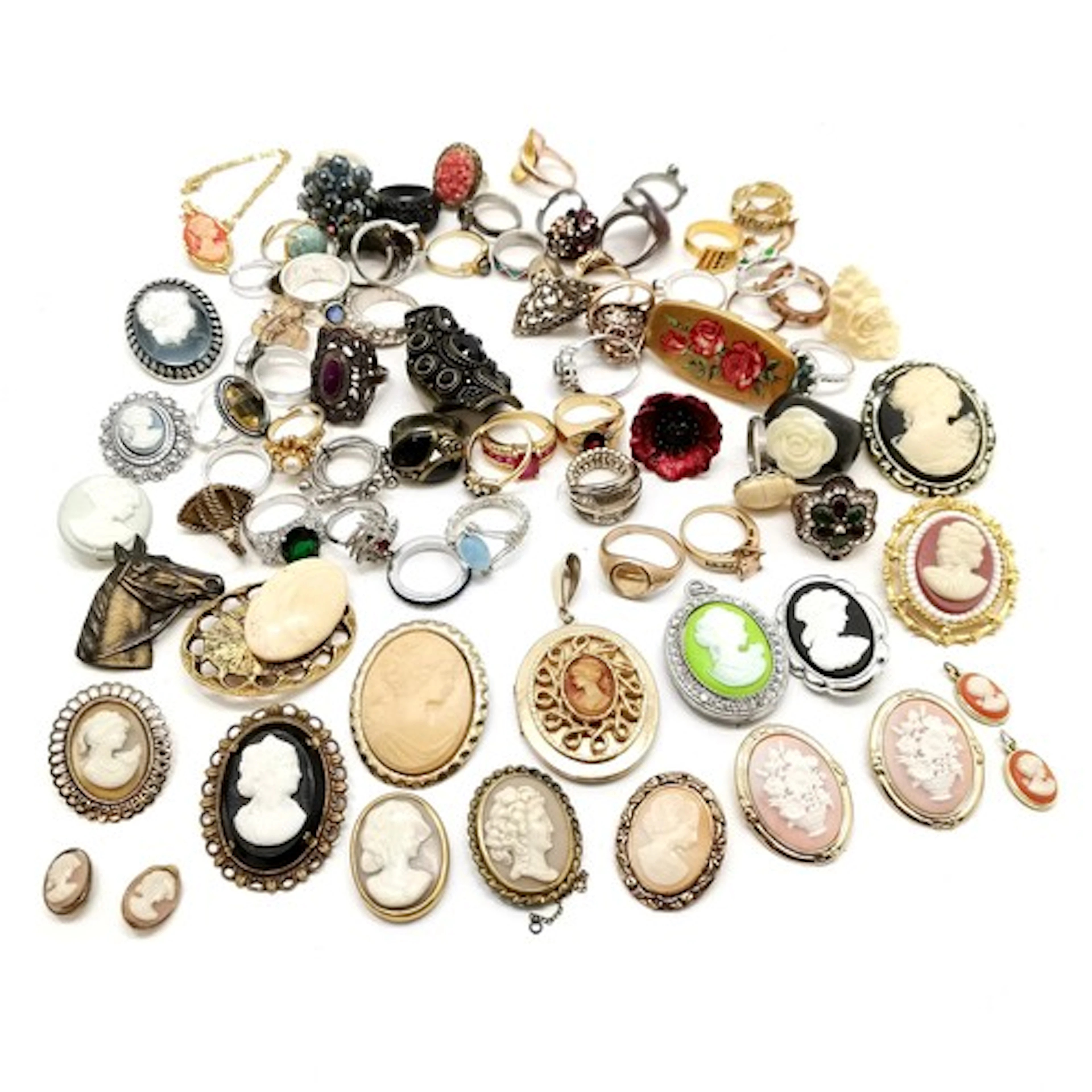 Qty of costume rings & brooches inc precious stone set, came...