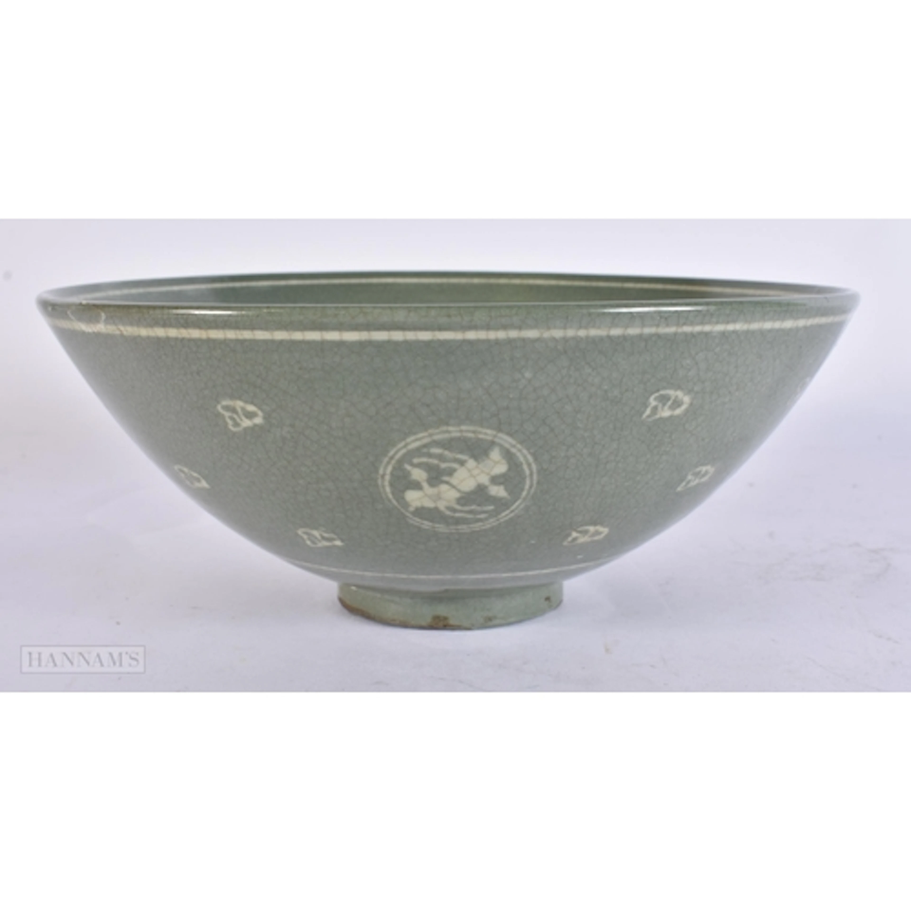 A KOREAN CELADON BOWL. 21 cm wide.