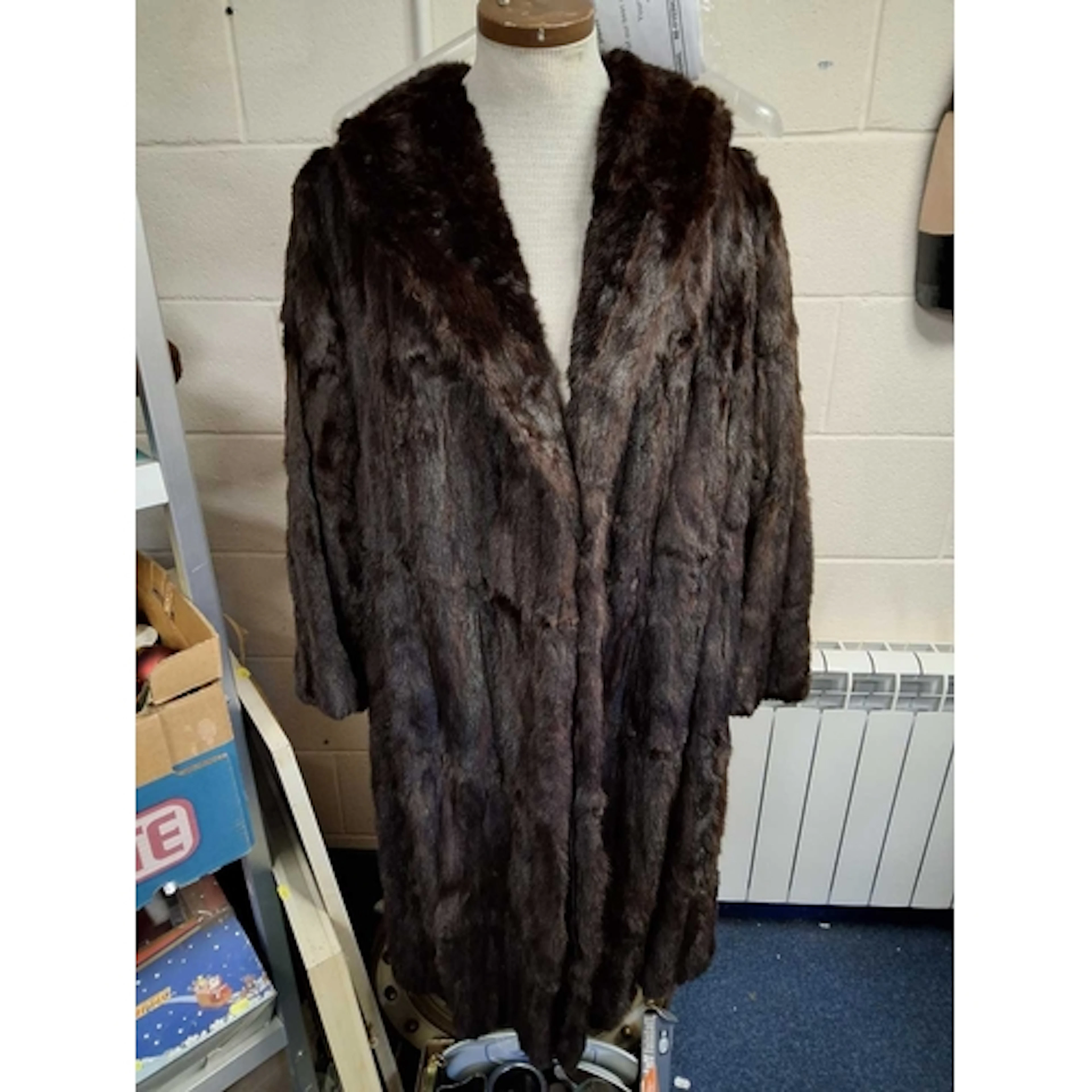 A FUR COAT AND A BOX OF ASSORTED VINTAGE HOUSEHOLD ITEMS, th...
