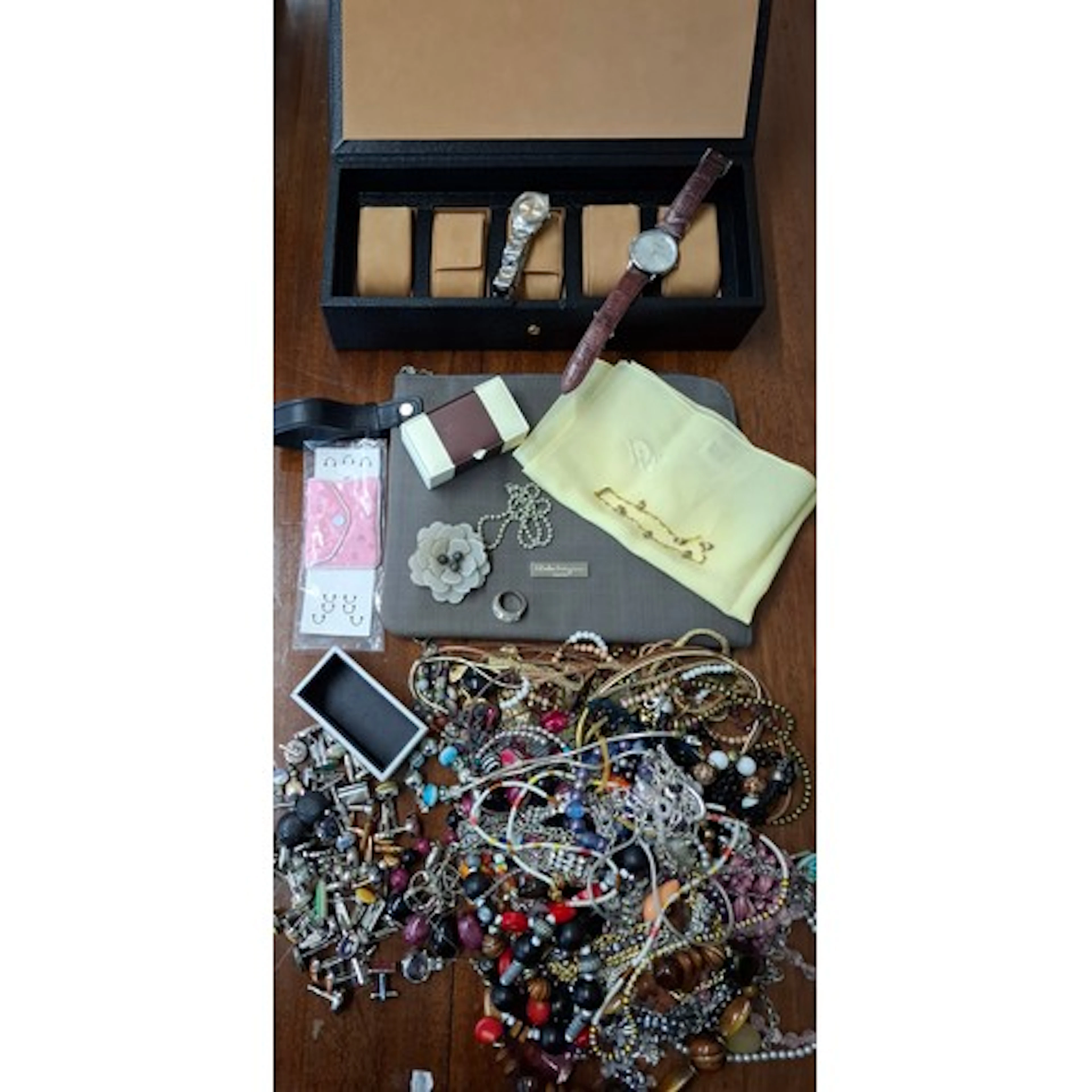 A mixed lot comprising a black watch box, 2 modern watches, ...