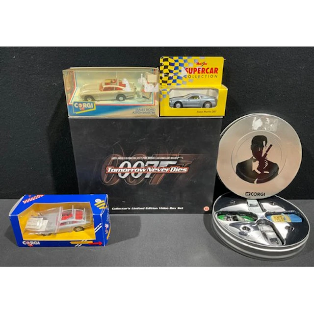 James Bond 007 - Corgi Toys , Aston Martin DB7, (2), four c...