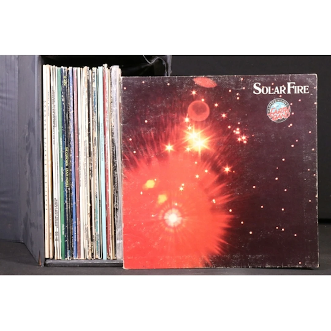 Vinyl - 31 Rock & Pop LPs to include Manfred Manns Earth Ban...
