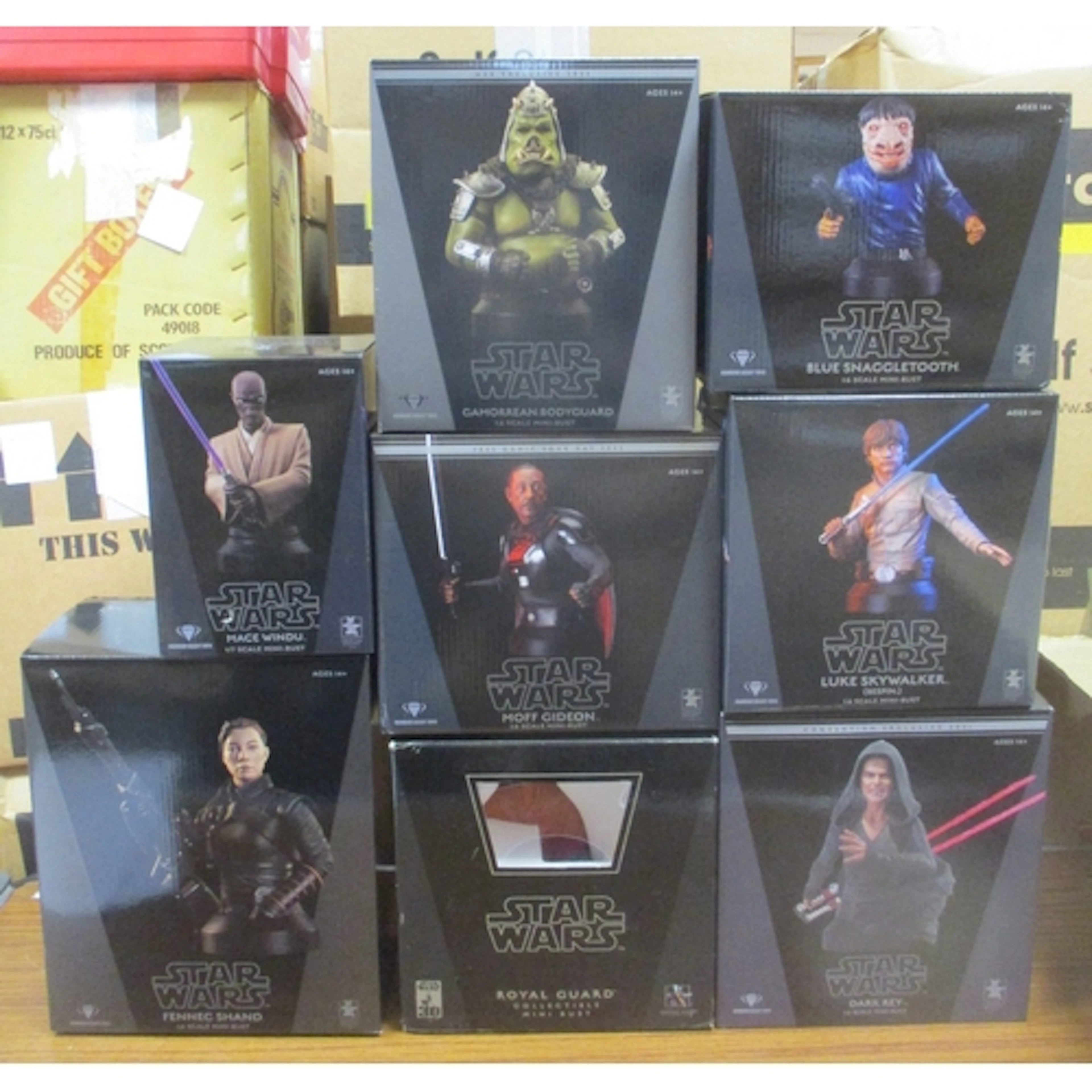 Star Wars. Gentle Giant. Range of mini busts, generally mint...