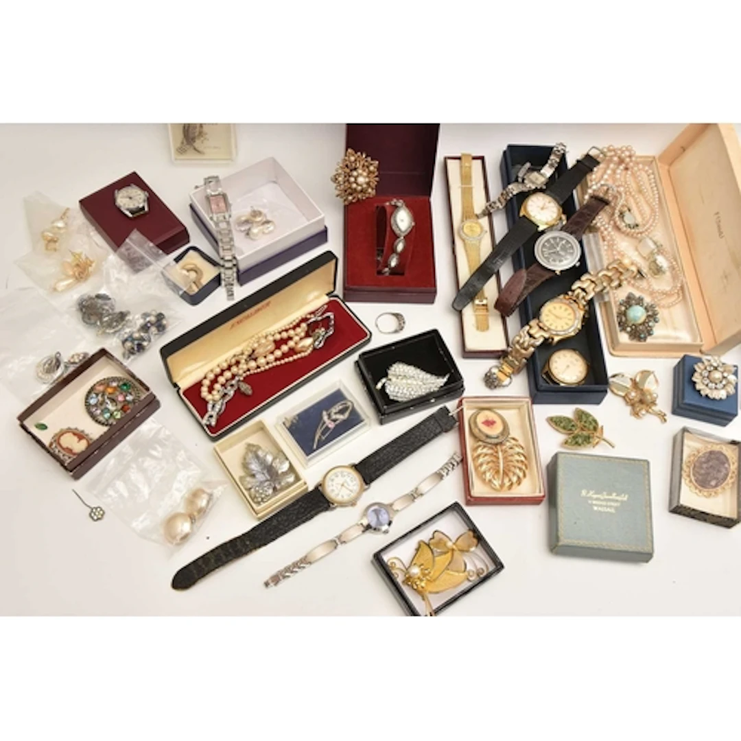 A BOX OF WATCHES AND COSTUME JEWELLERY, to include white met...