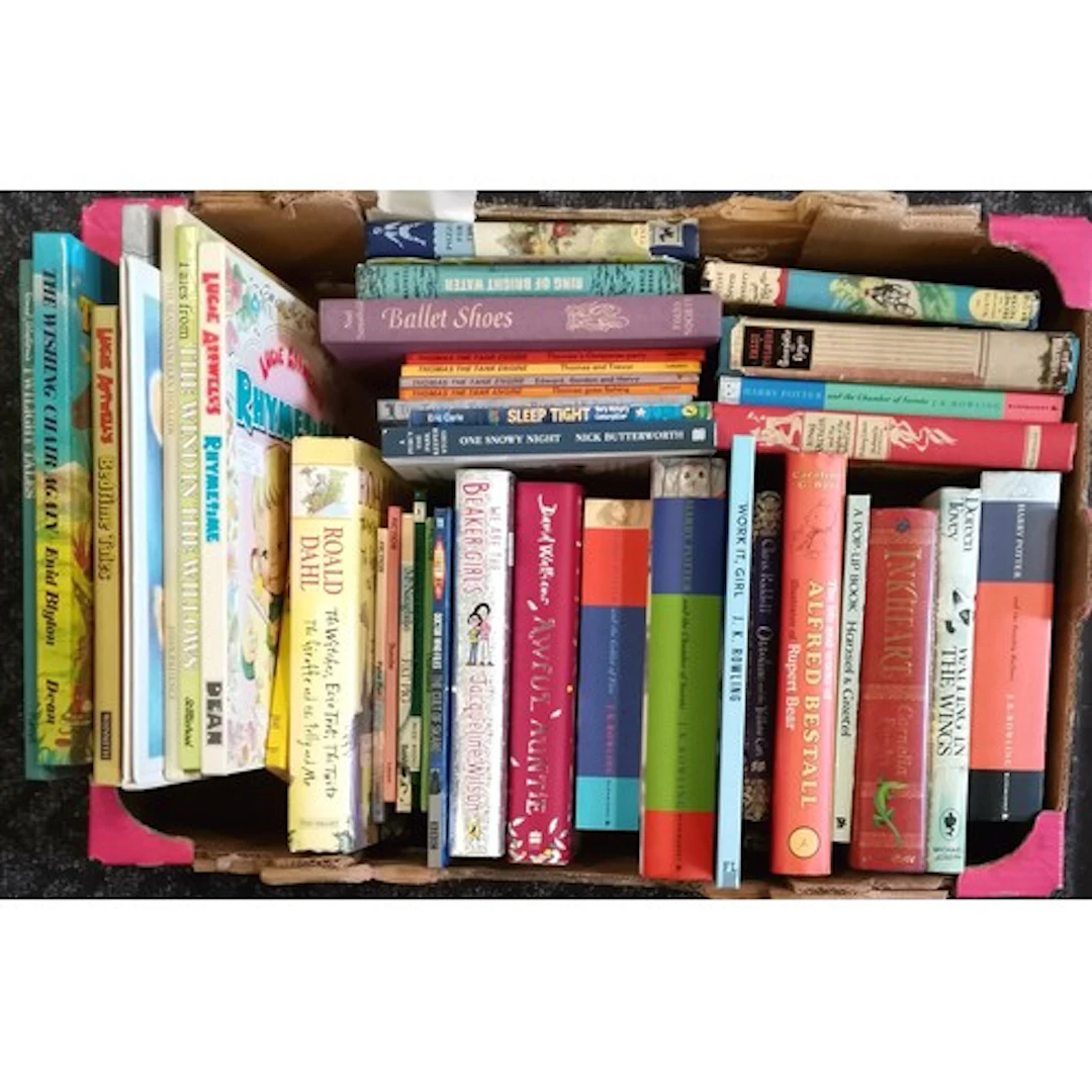 Qty of childrens books inc Harry Potter, vintage etc