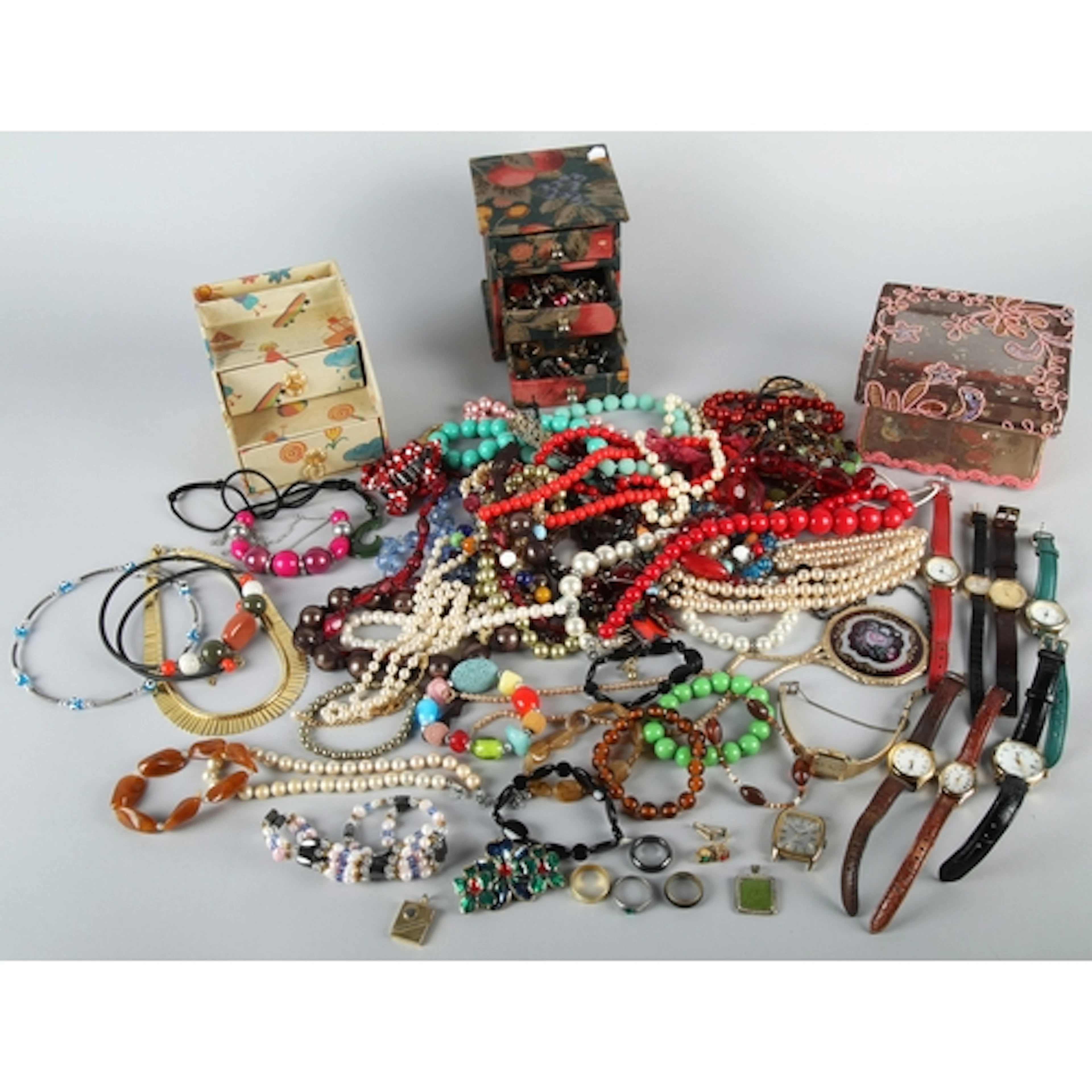 Collection of various costume jewellery to include necklaces...