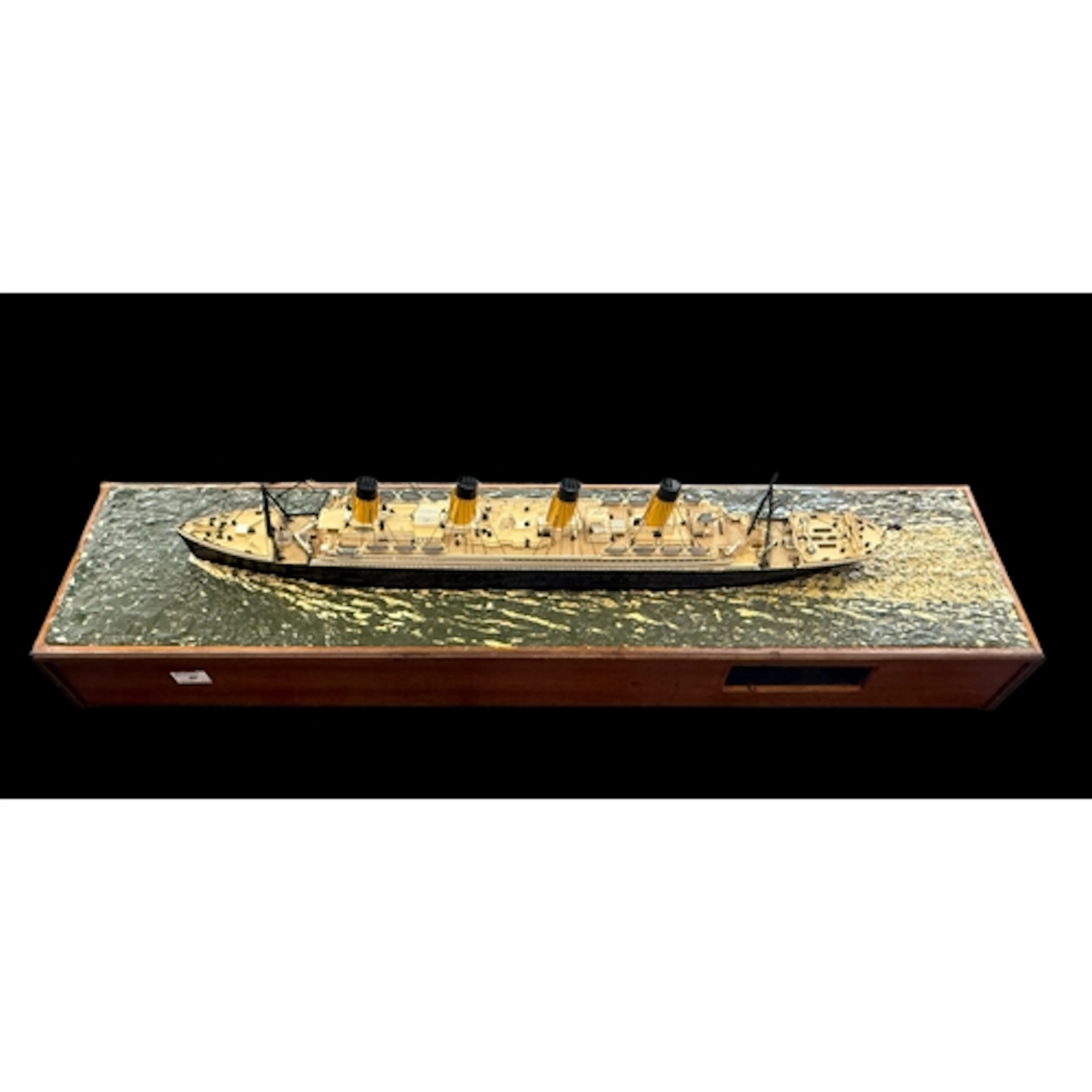 R.M.S. TITANIC: R.M.S. TITANIC: Display model on treen base...